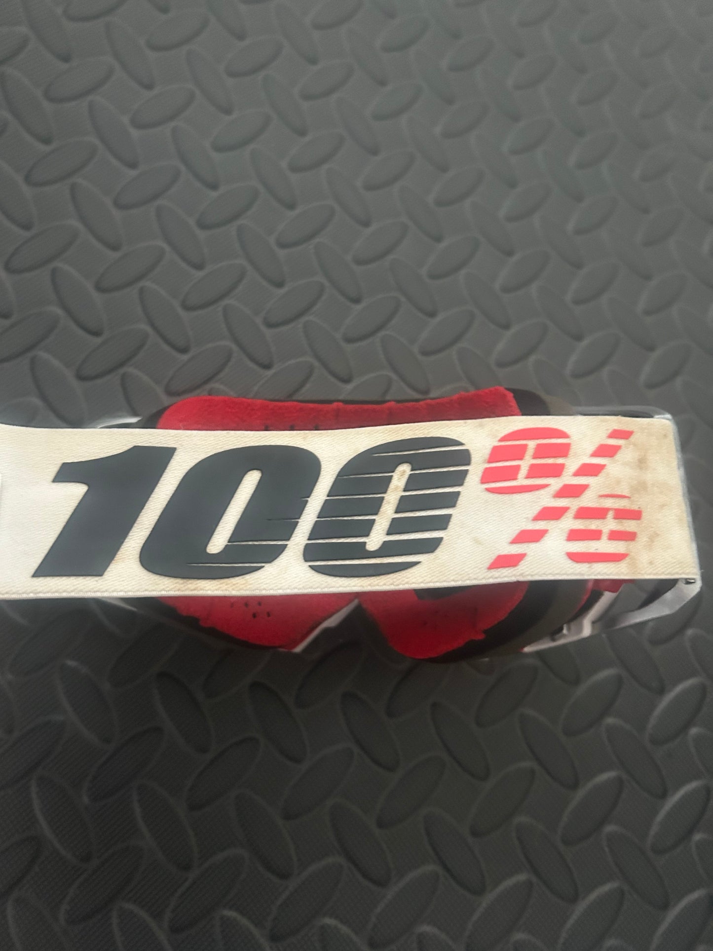 100% armega goggles