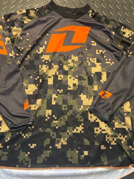 One industries jersey L