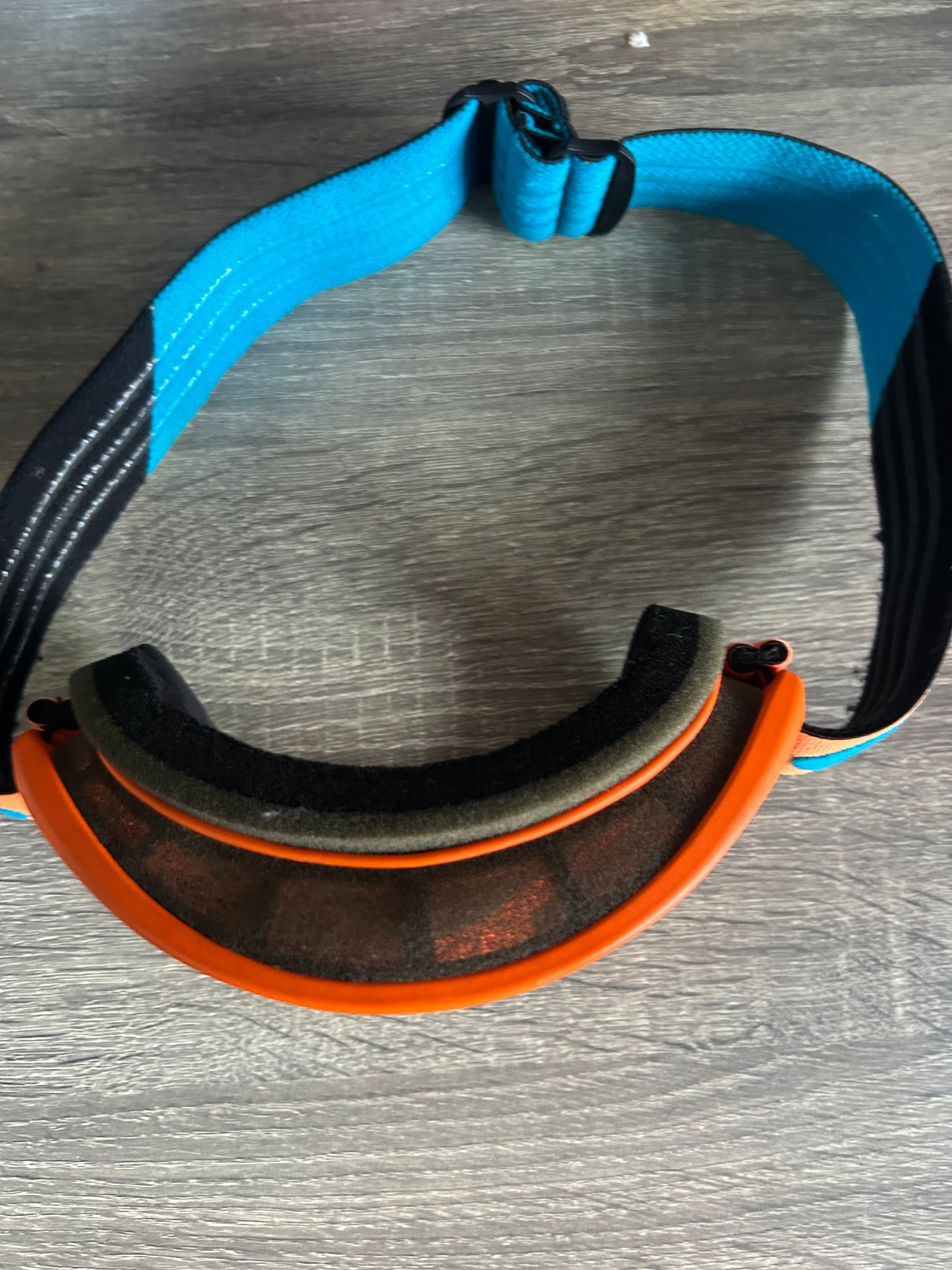 youth oakley o frame goggles - used