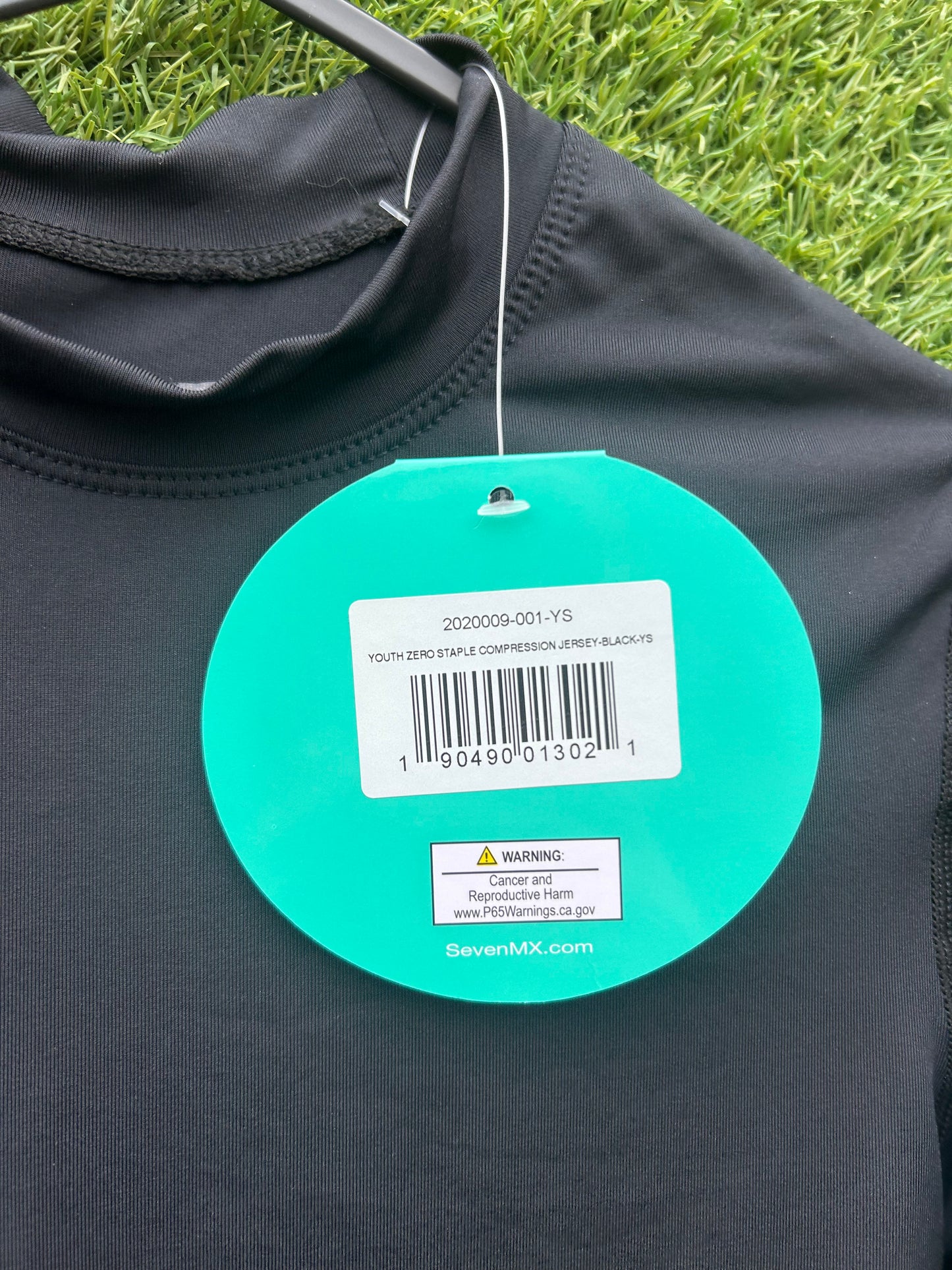 NEW seven compression youth small