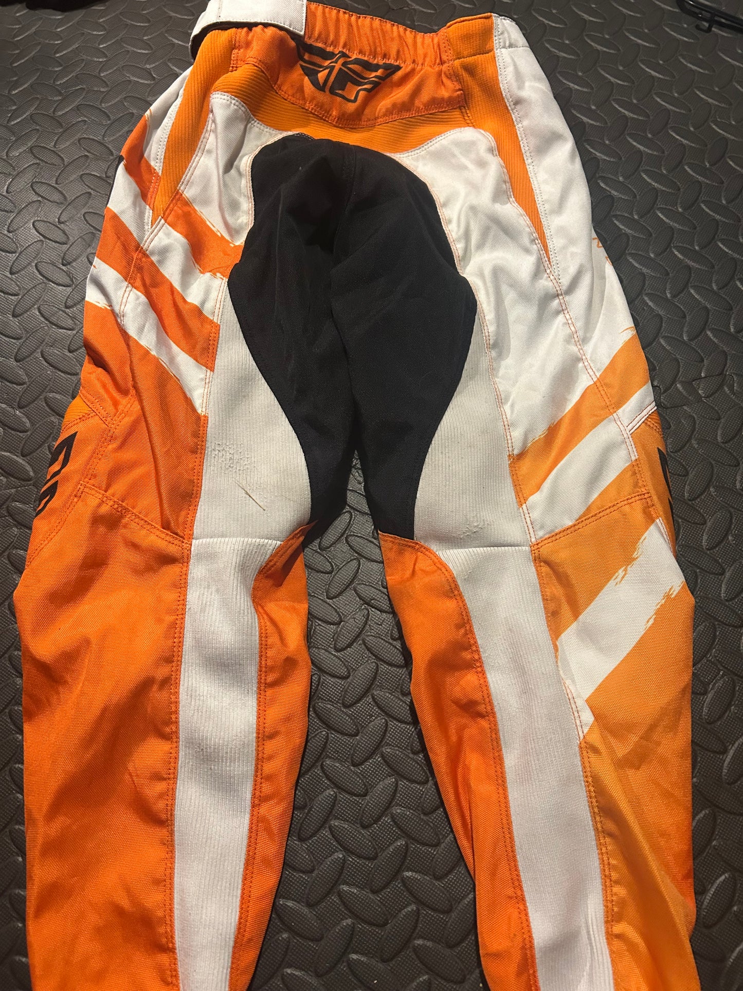Fly pants 24”