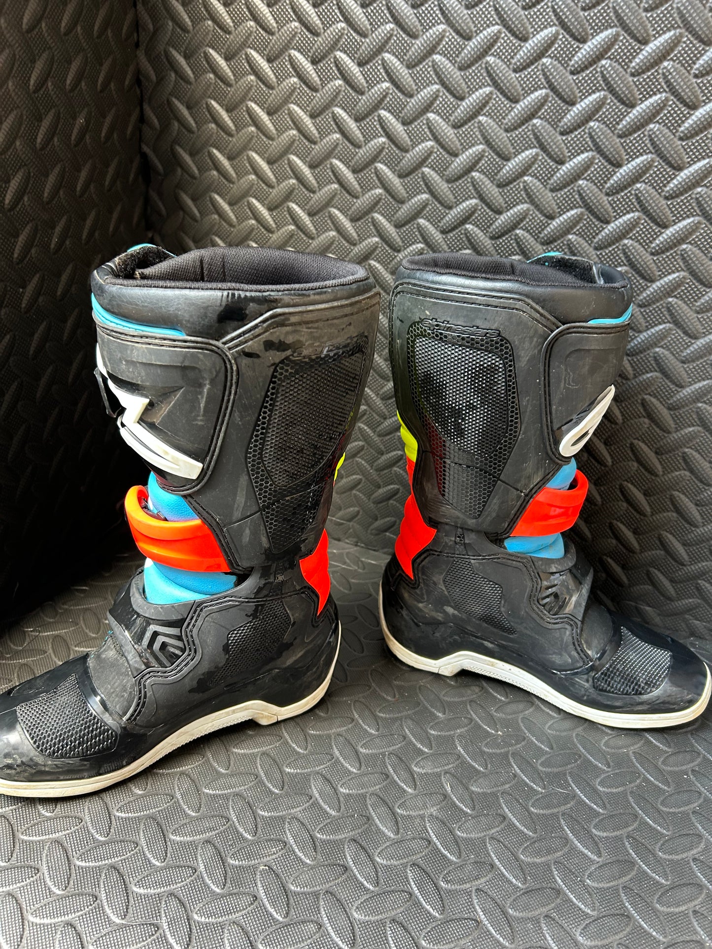 Alpinestars tech 3 uk2