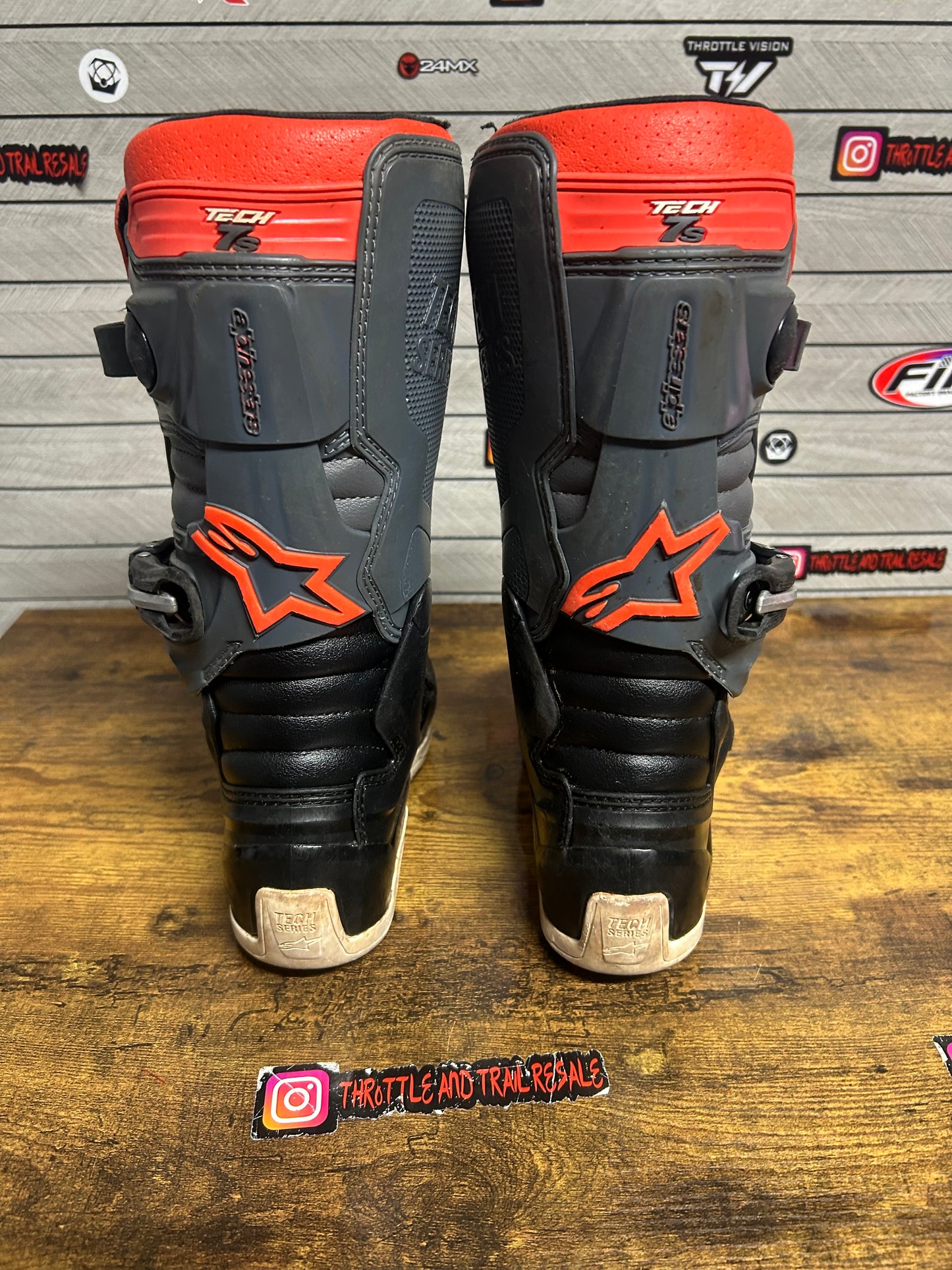 alpinestars tech 7s uk2