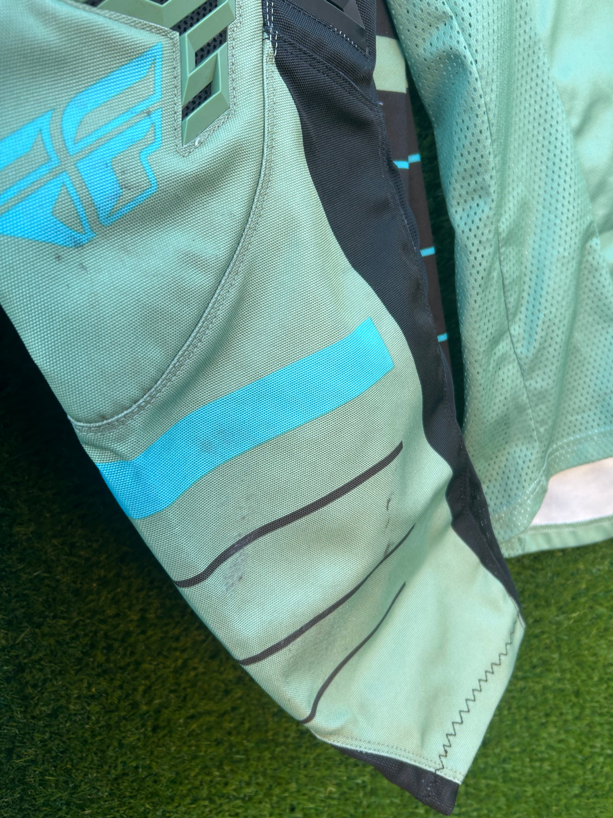 fly kit s/28"