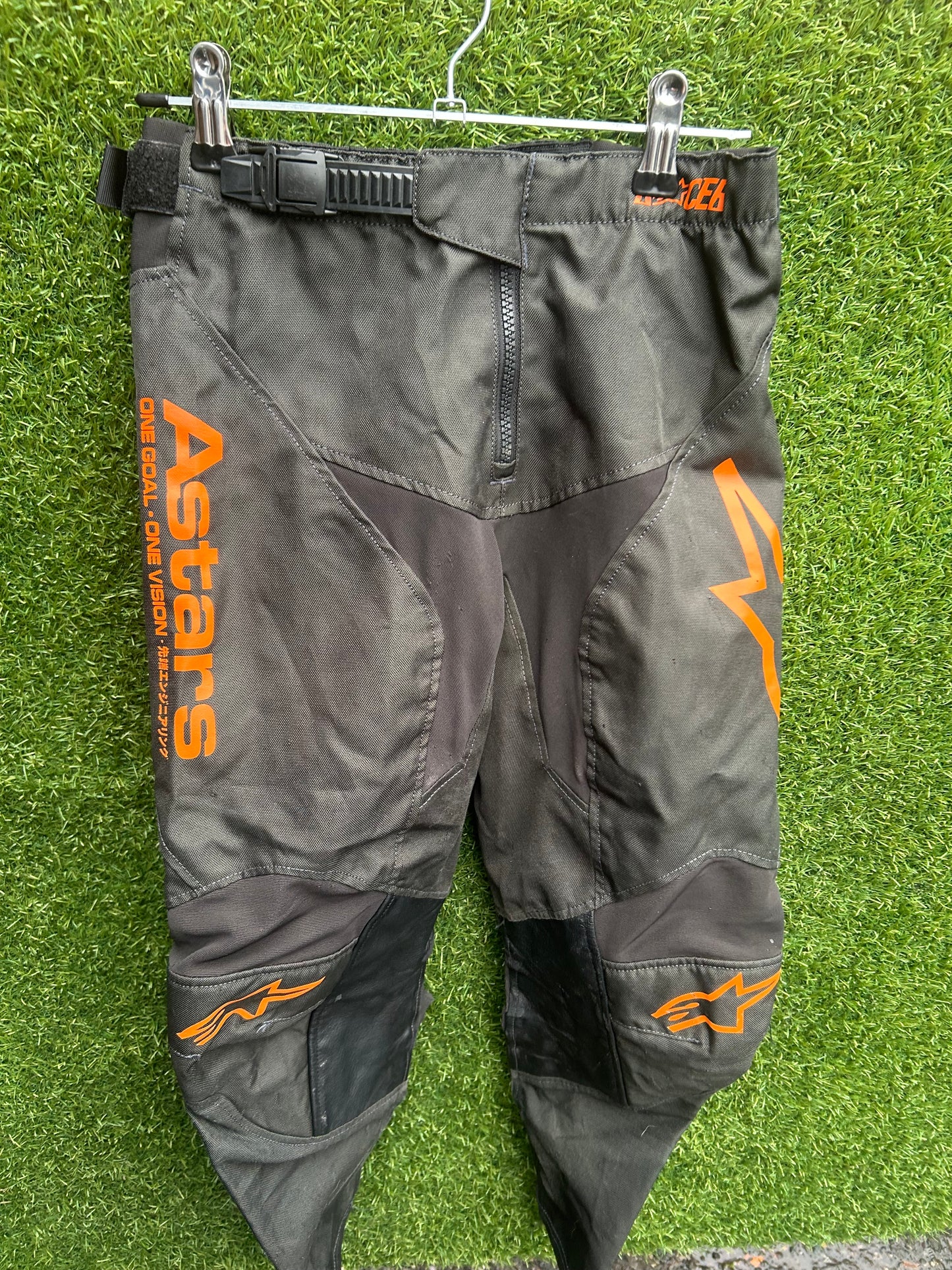 alpinestars pants 26"