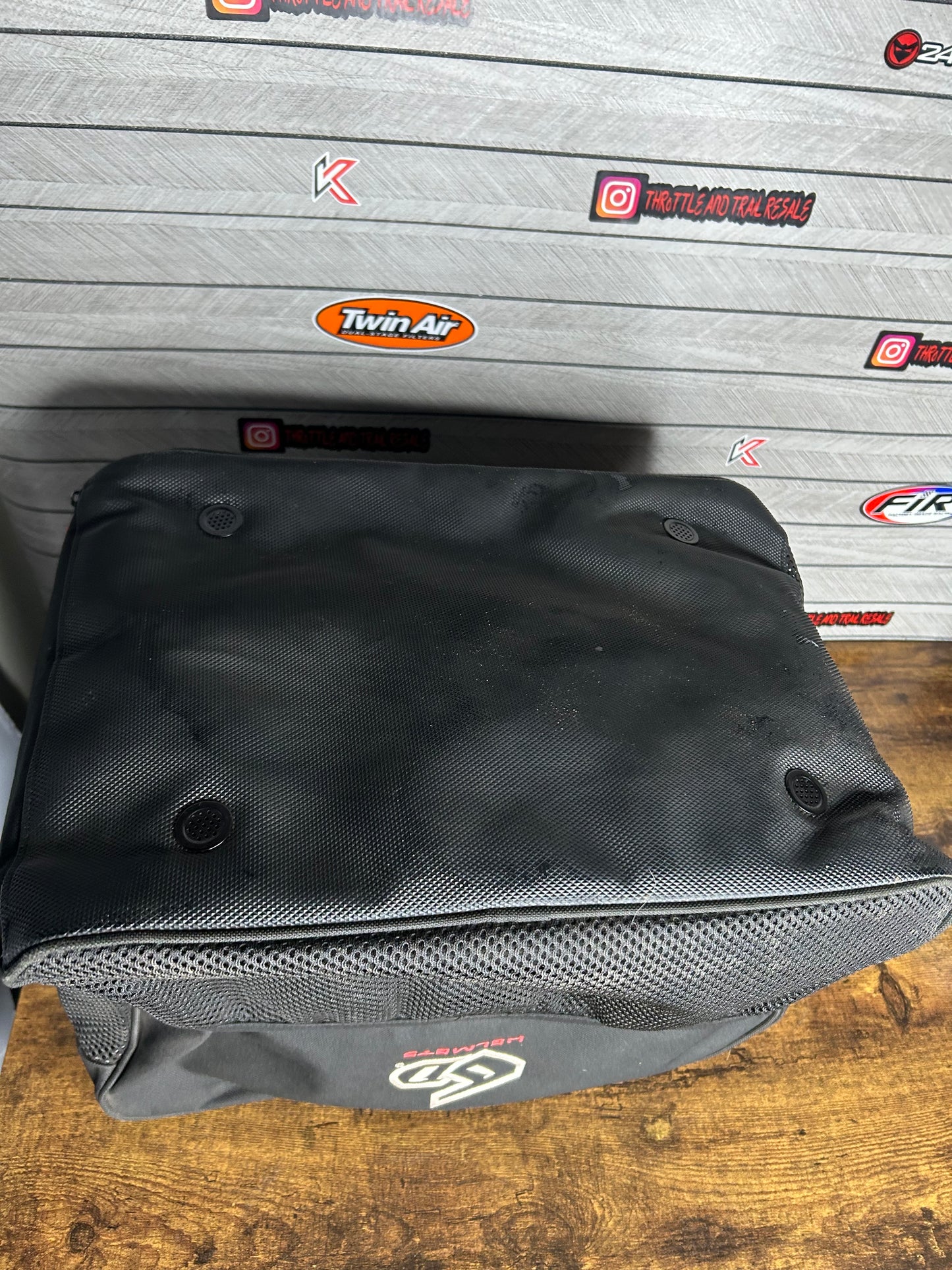 6D helmet bag
