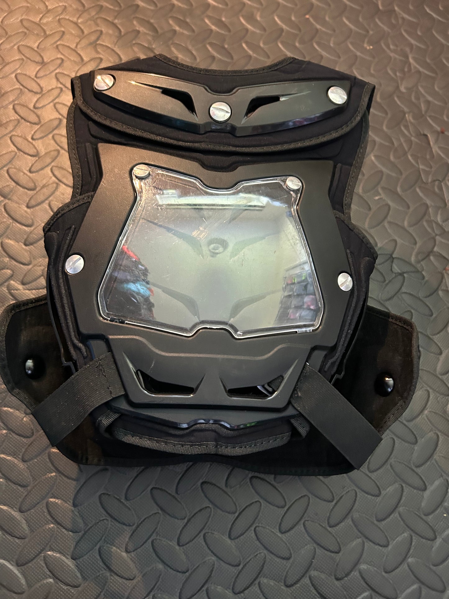 Polisport chest protector YS