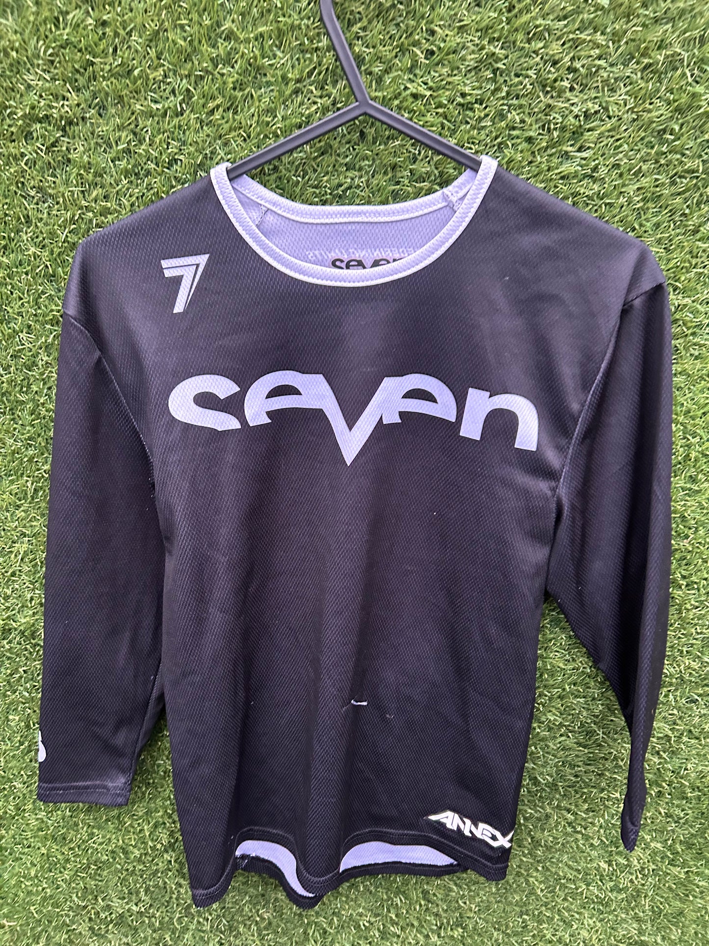 seven jersey yxs