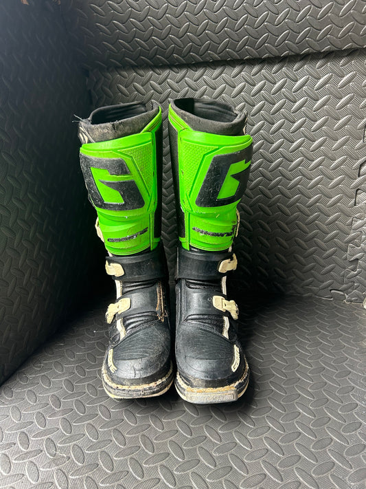 Gaerne sg12 uk9