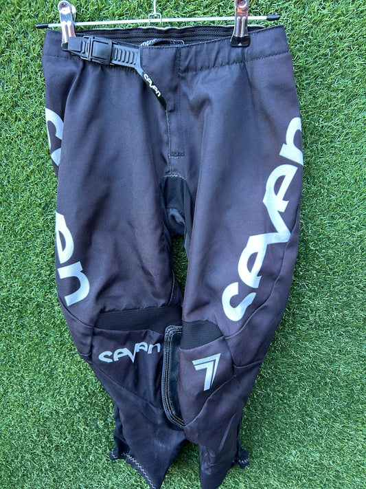 seven pants 24"