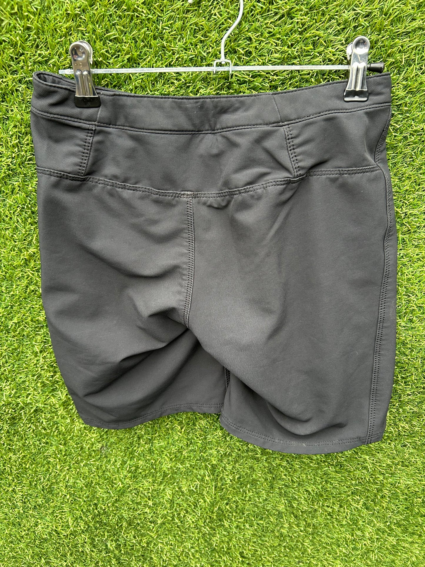 fox shorts 24"