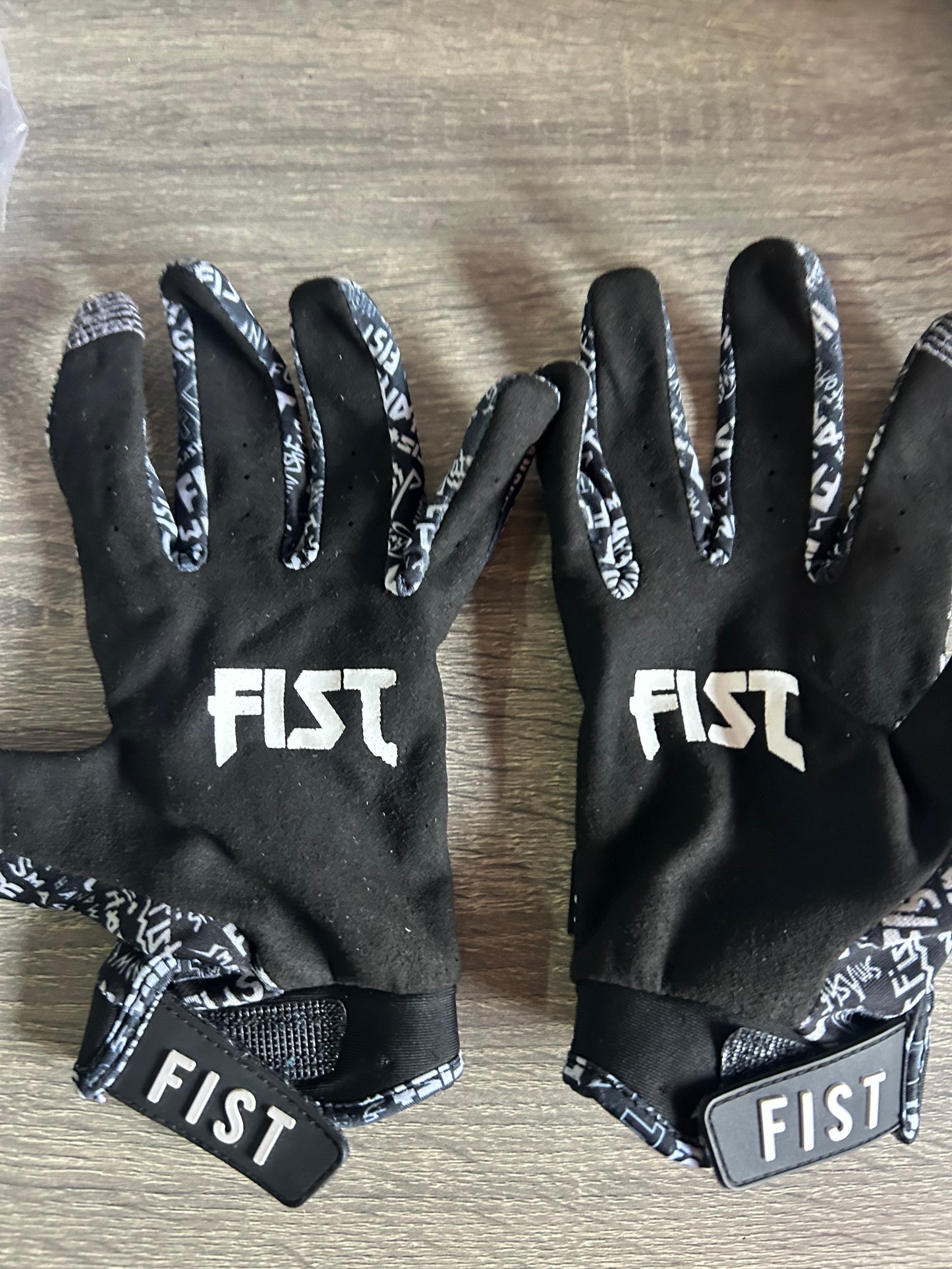 fist gloves large