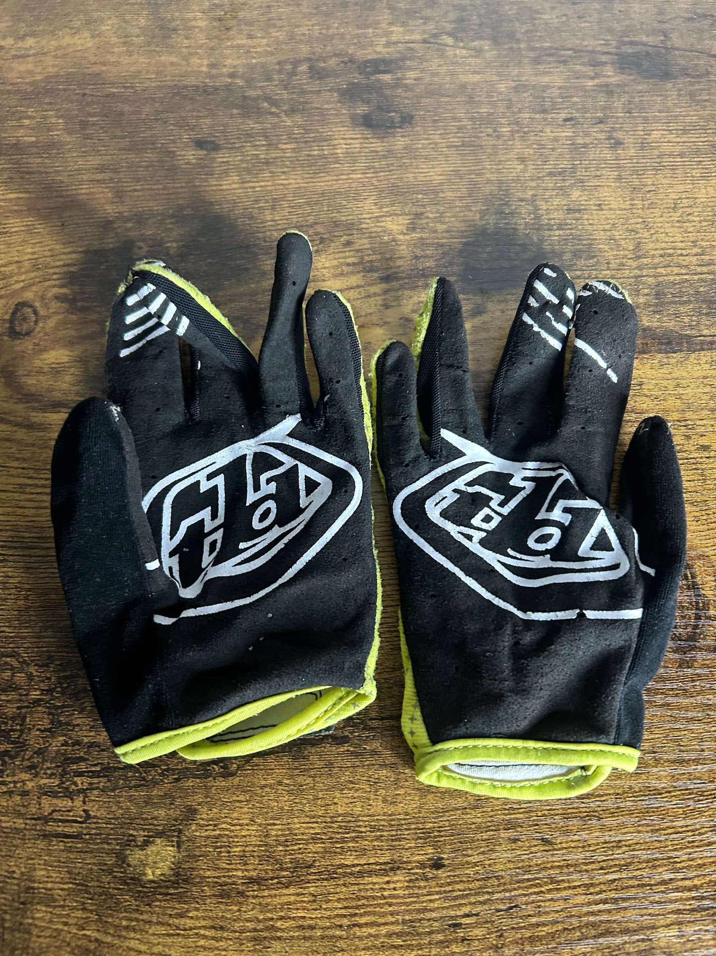 troy lee gloves ym
