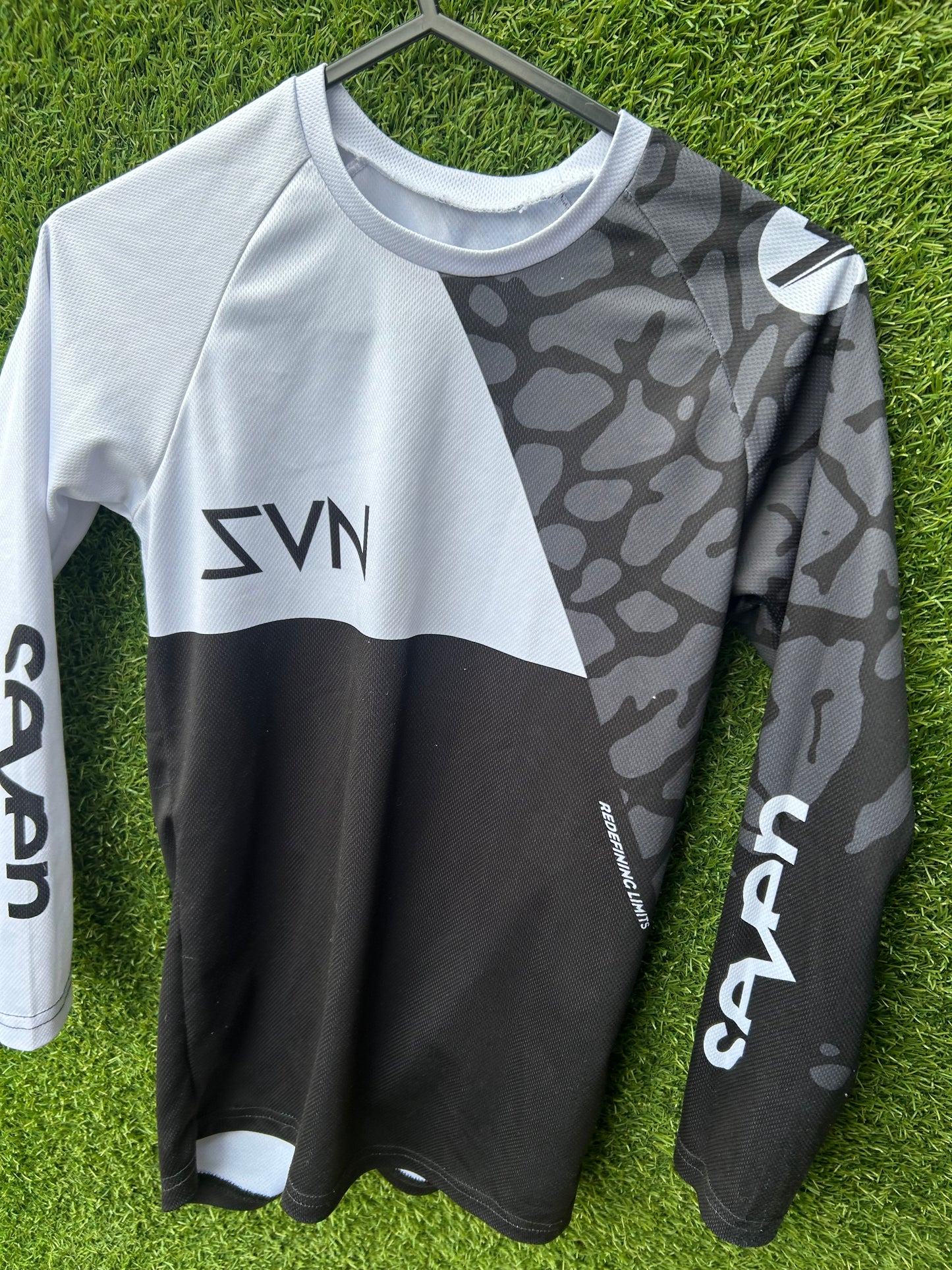 seven jersey ys