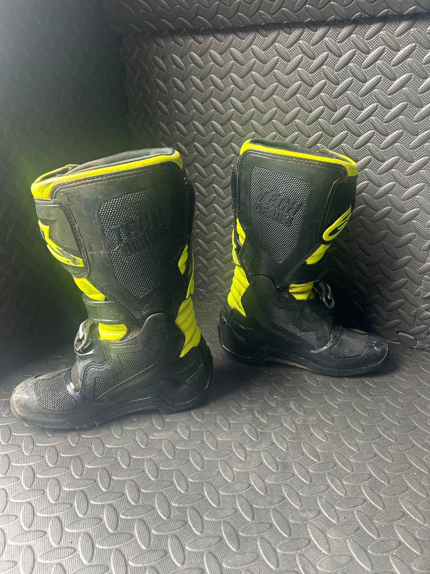 Alpinestars tech 7 uk4