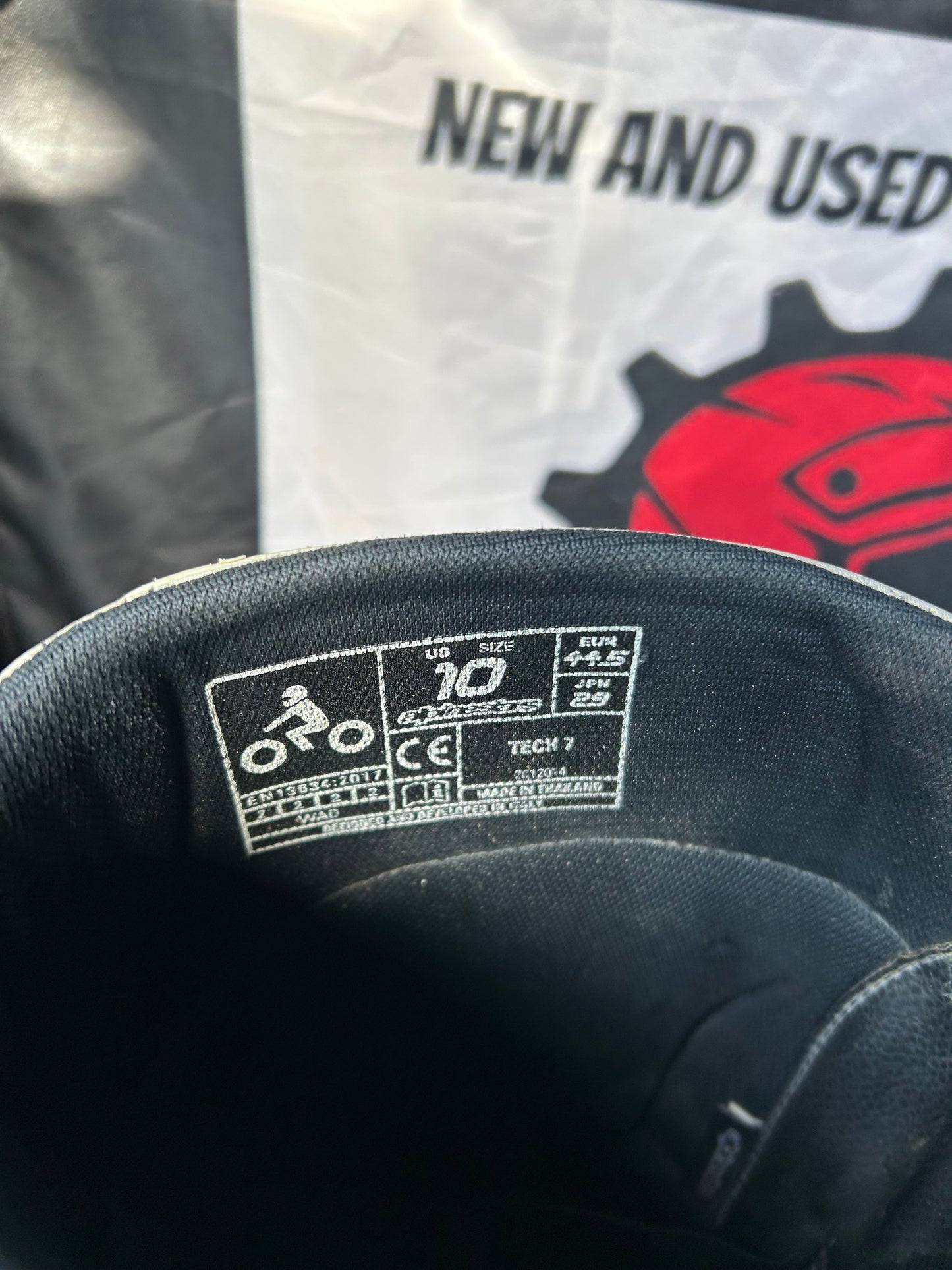 alpinestars tech 7 uk9