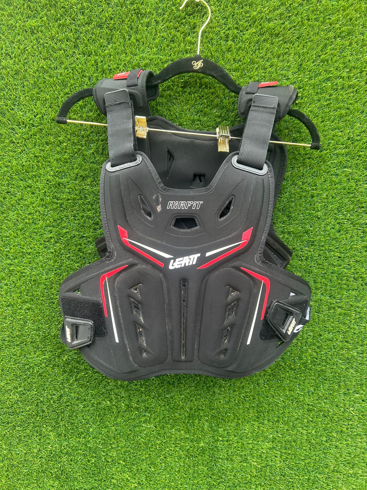 leatt chest protector m/l