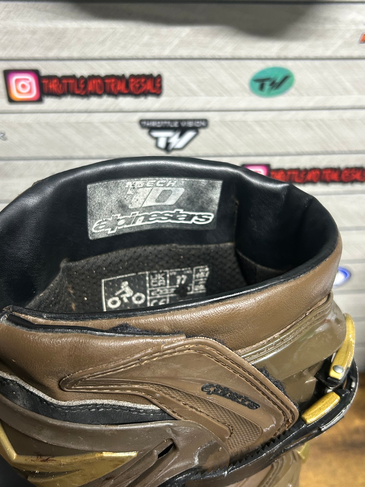 Limited Edition Alpinestars tech 10 UK10