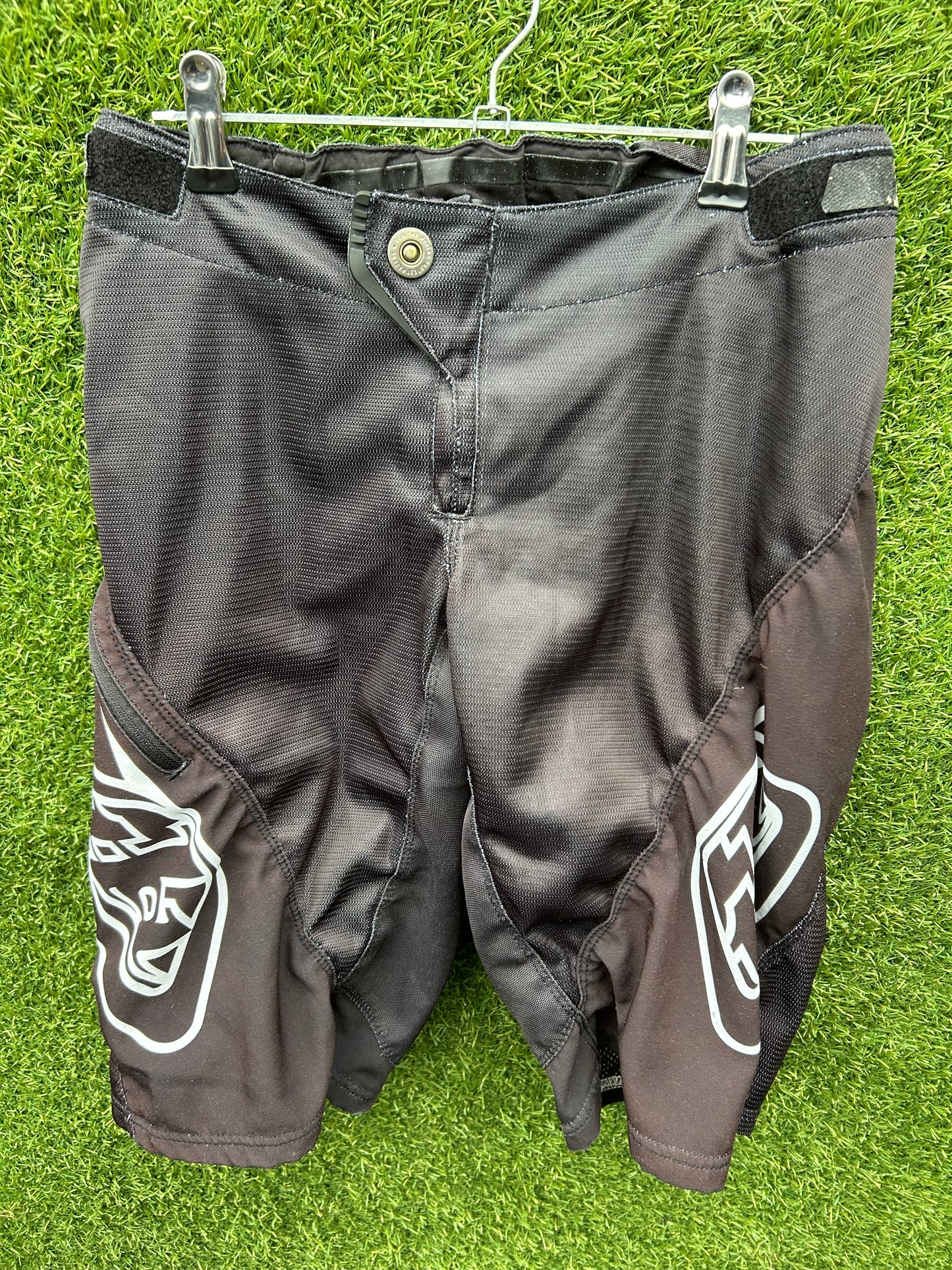 troy lee designs shorts 26"