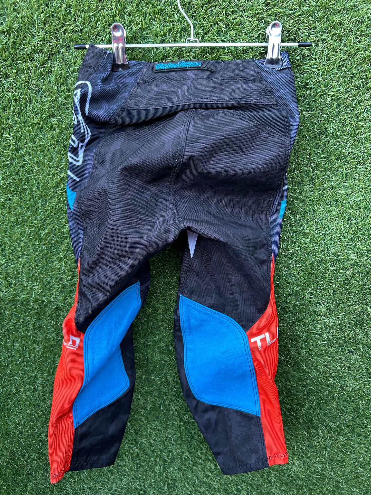 troy lee pants 18"