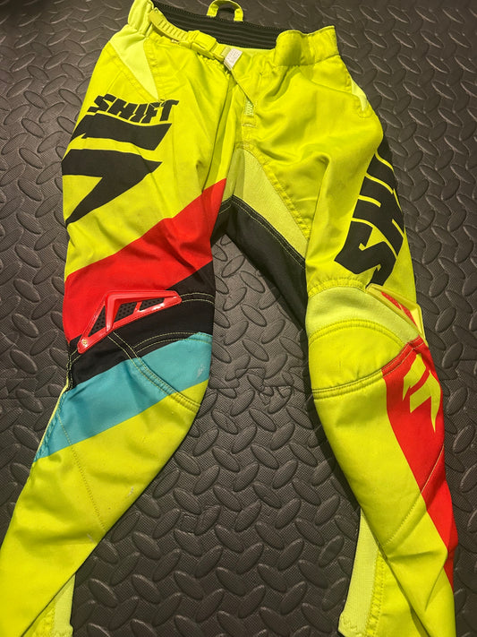 Shift pants 24”