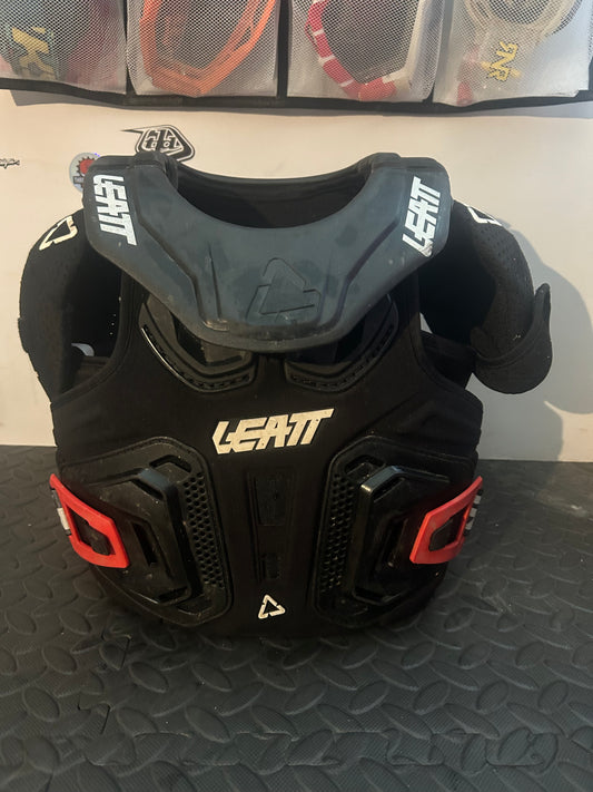 Leatt fusion 2.0 neck brace & body armour