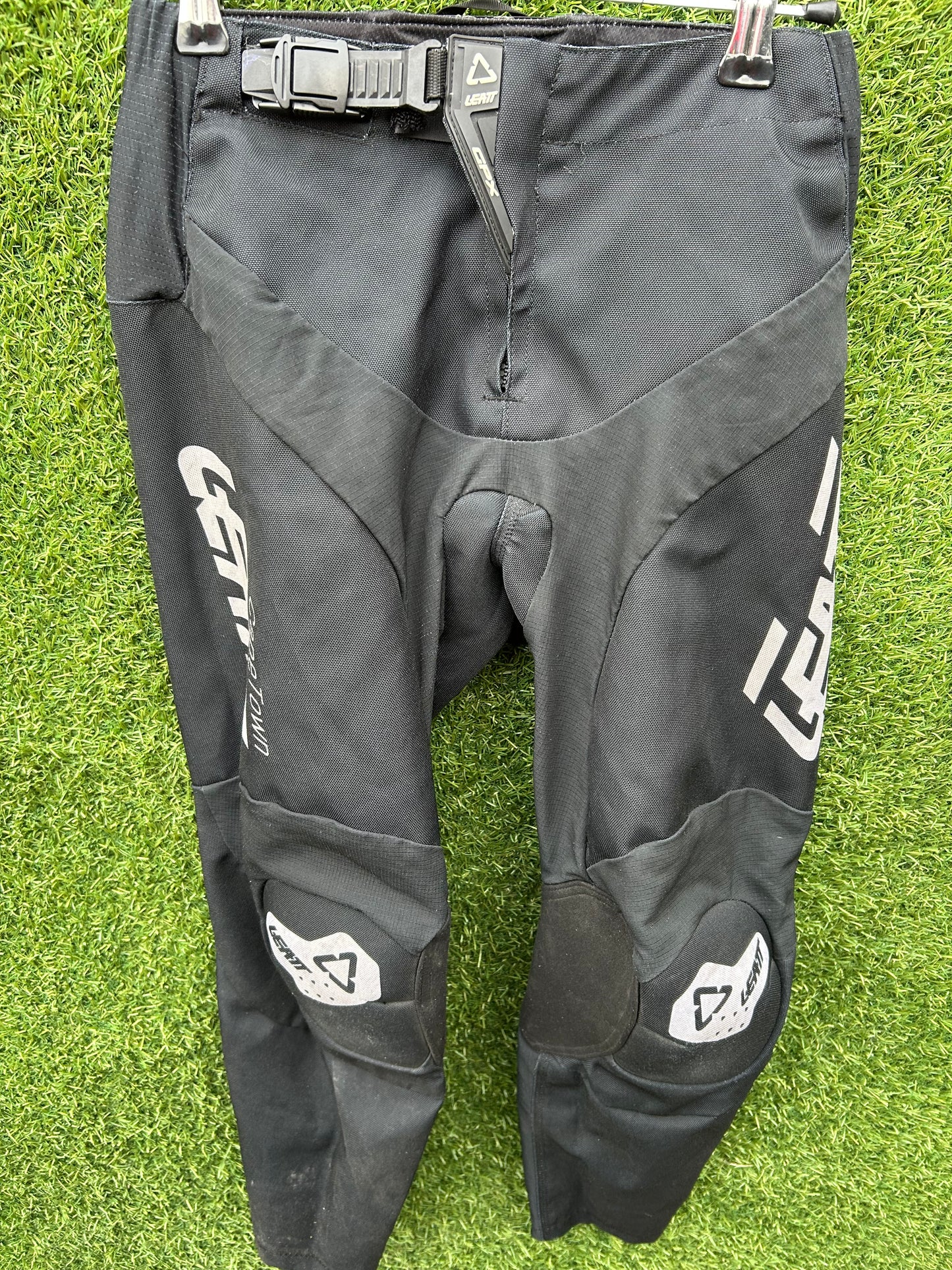 leatt pants 24"