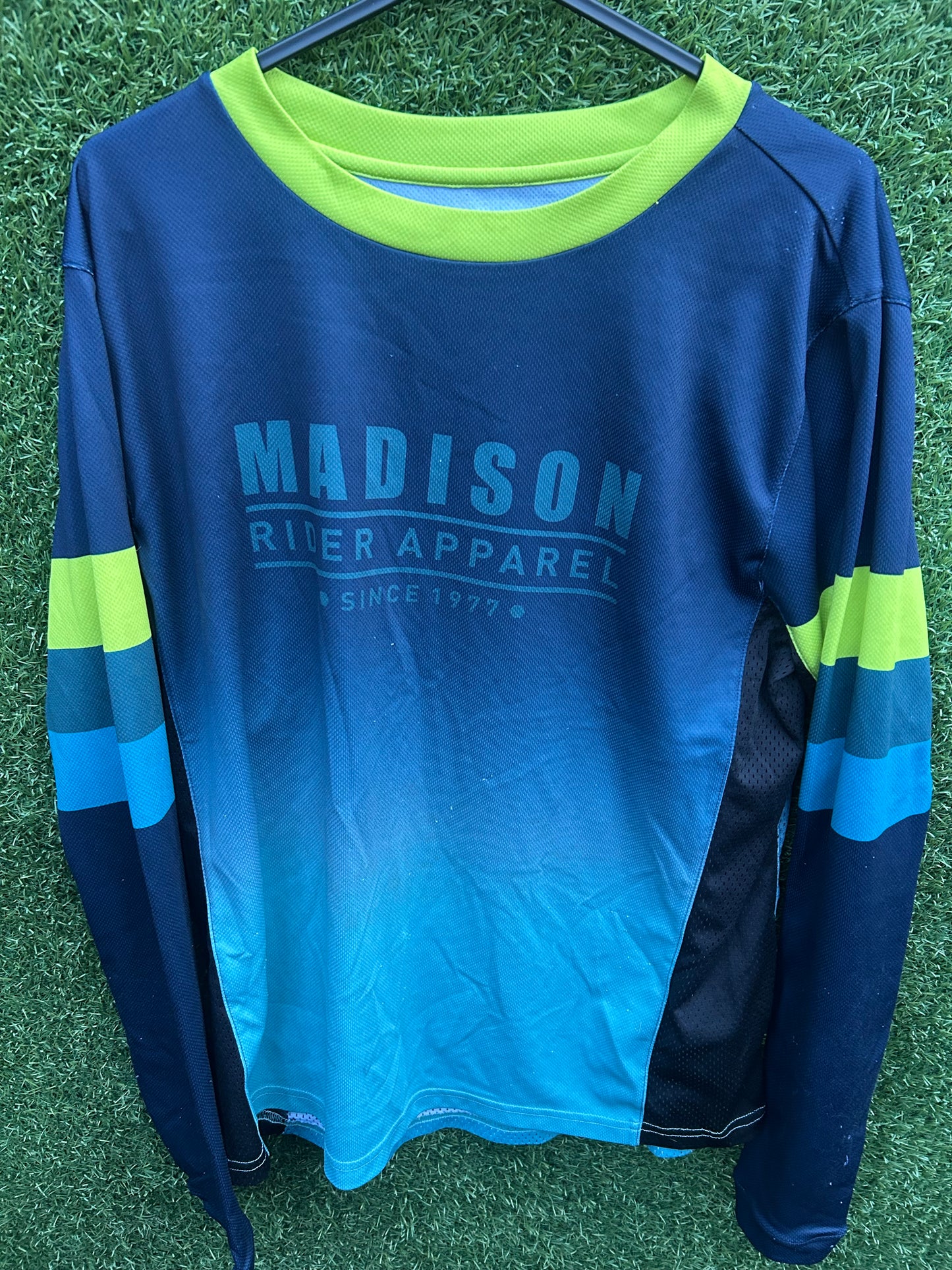 madison jersey small