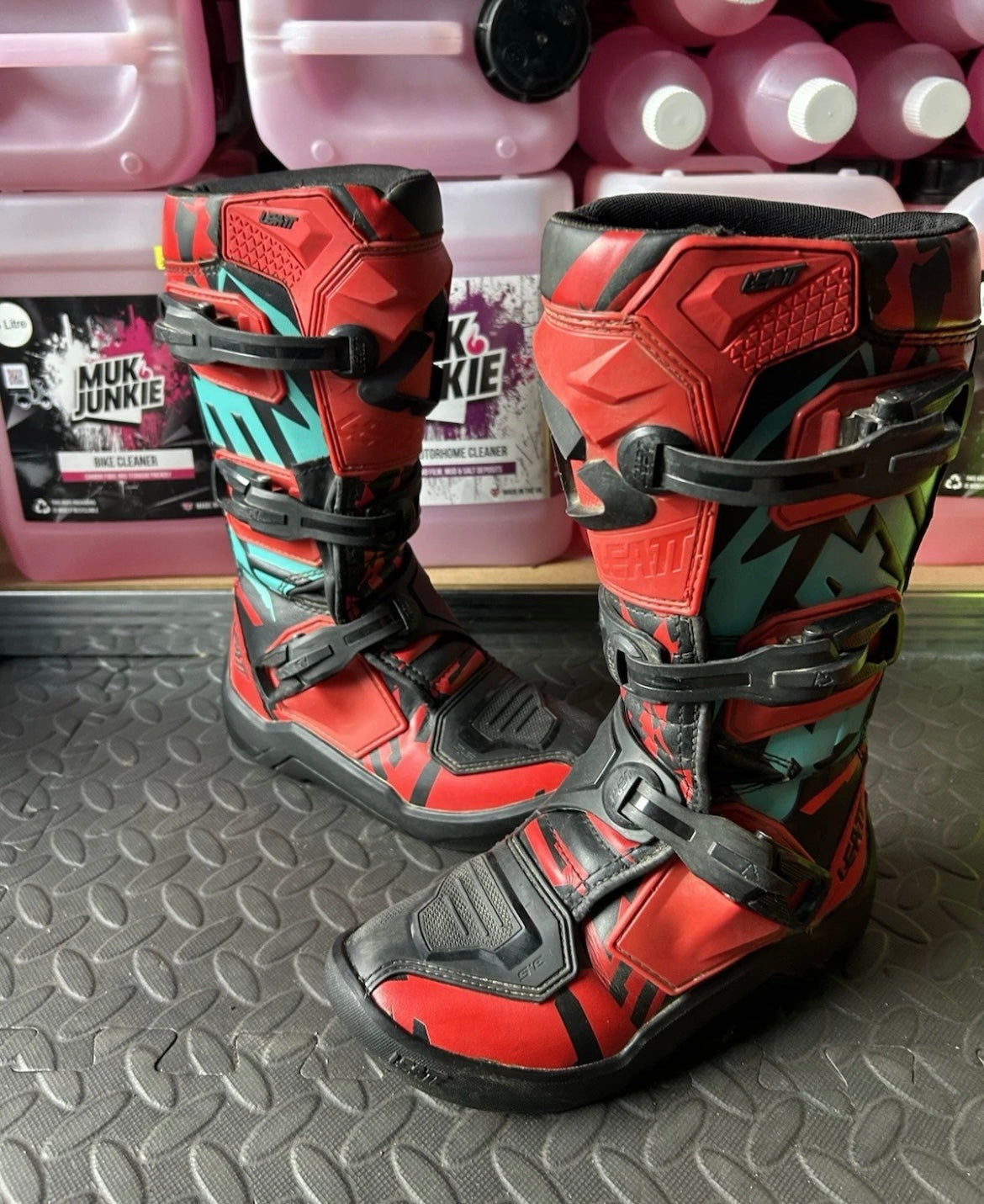 Leatt 3.5 boots uk1