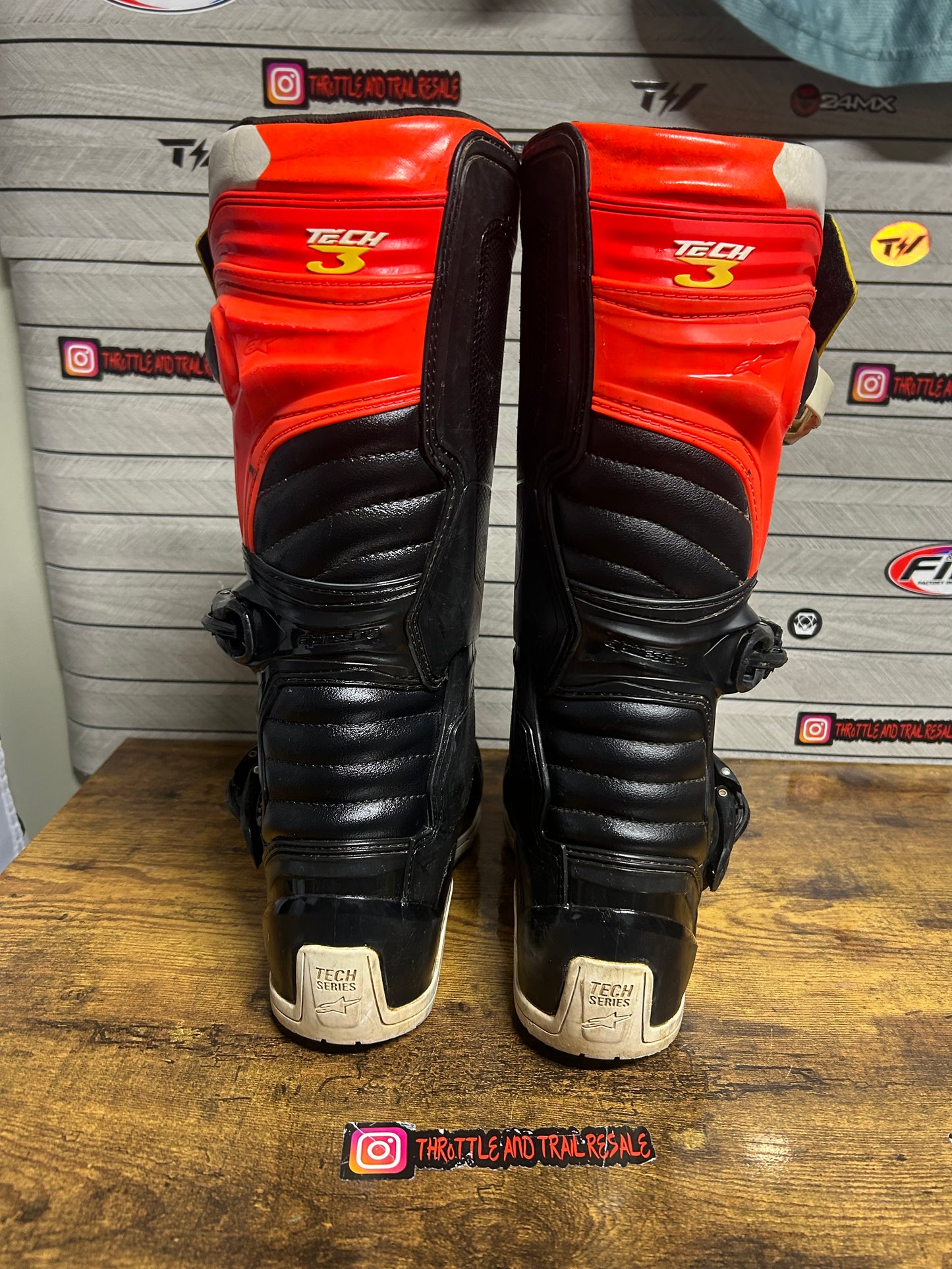 alpinestars tech 3 uk9