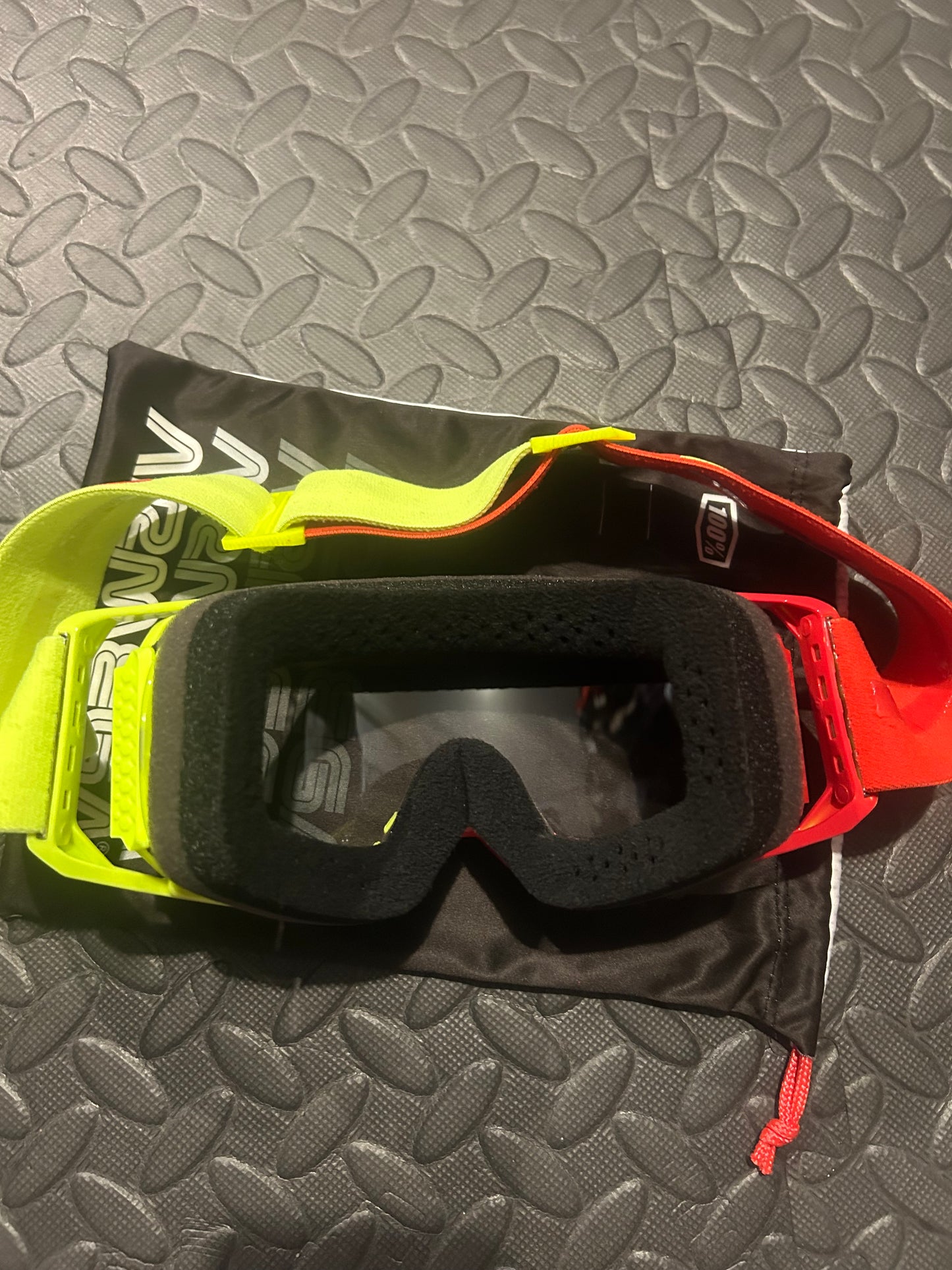 100% armega goggles