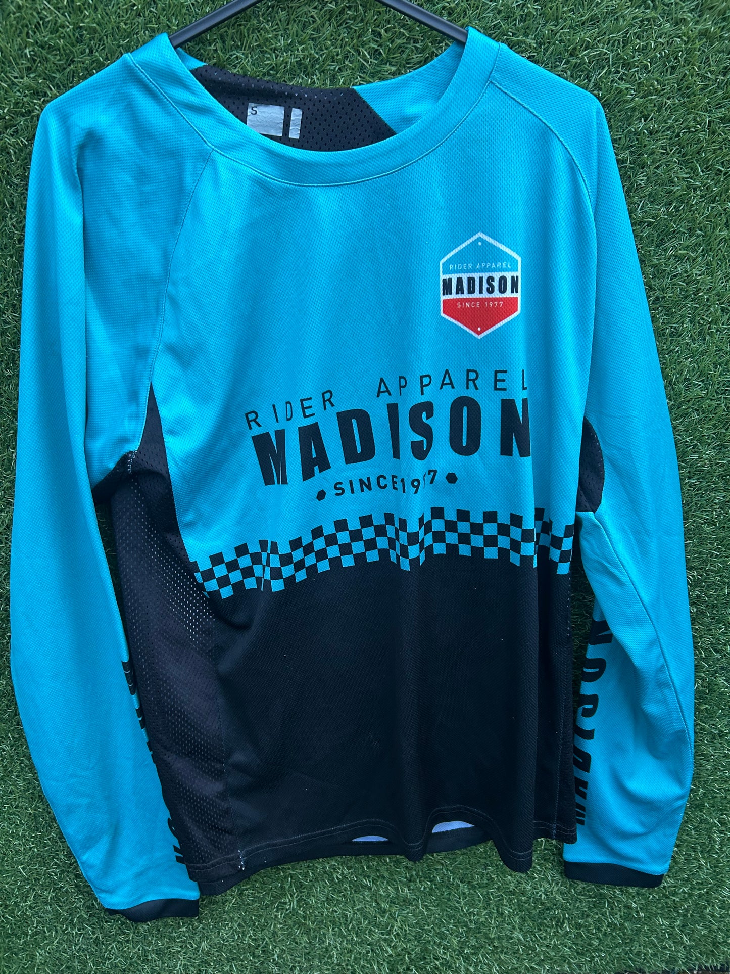 madison jersey small