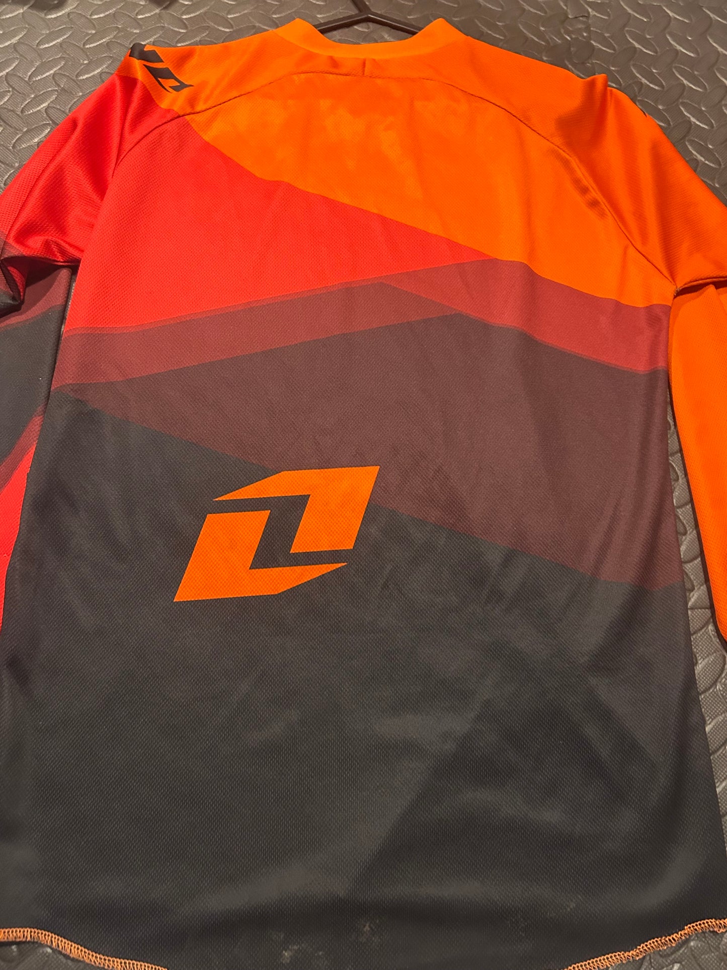 One industries jersey L