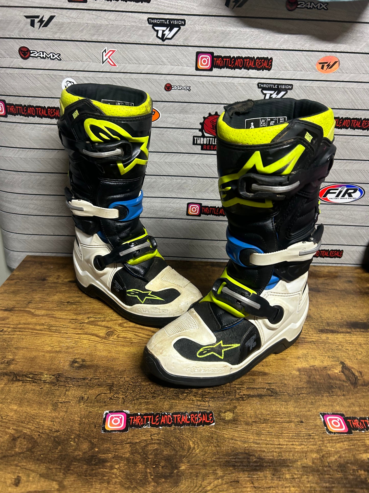 alpinestars tech 7s uk4
