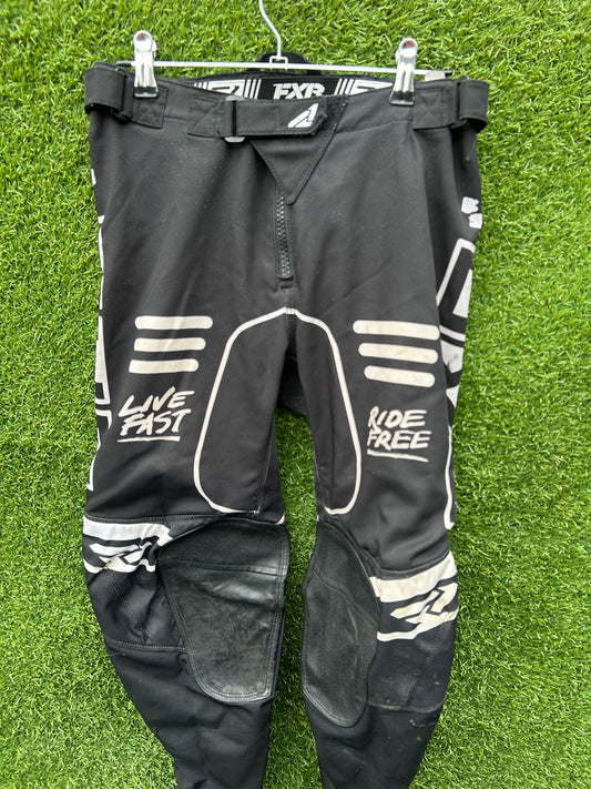 fxr pants y28"