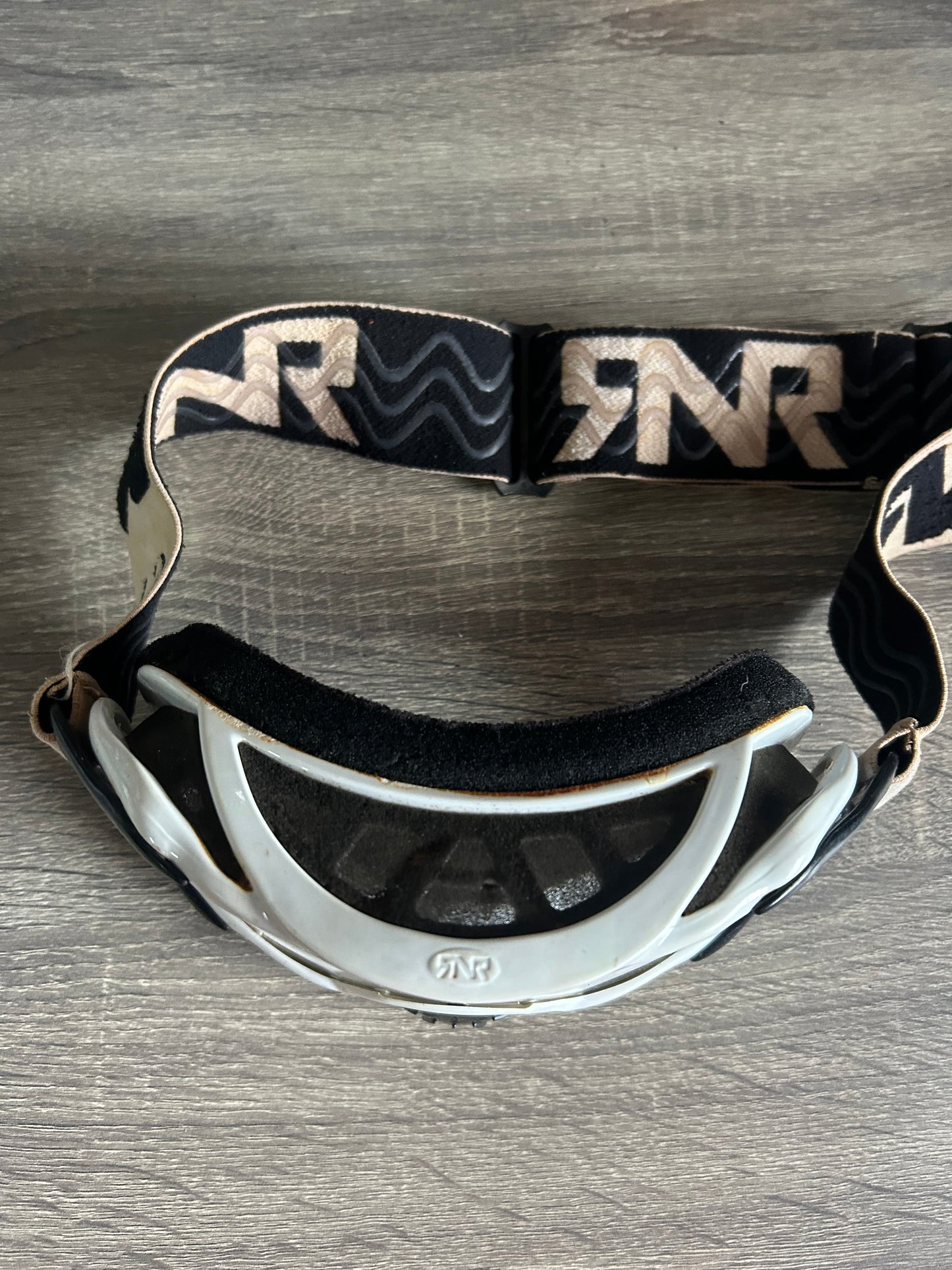 rip n roll goggles