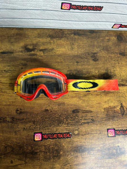 oakley o frame goggles pre-owned