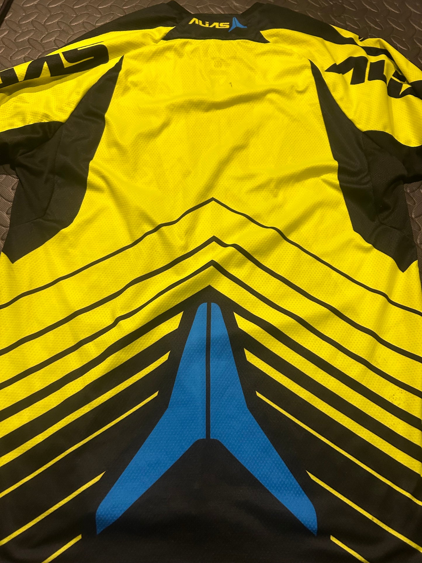 Alias jersey M