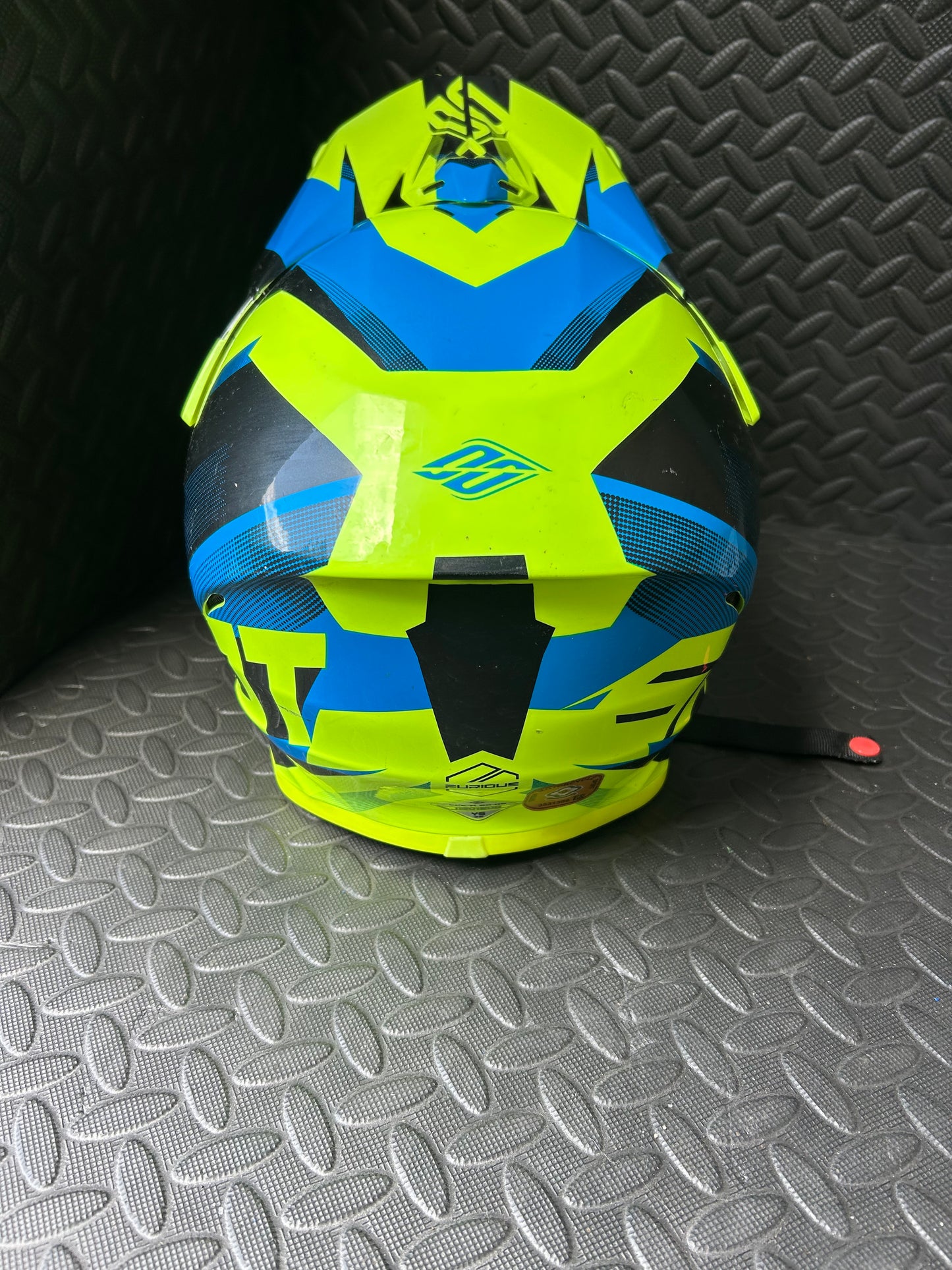 Shot helmet 48-50cm