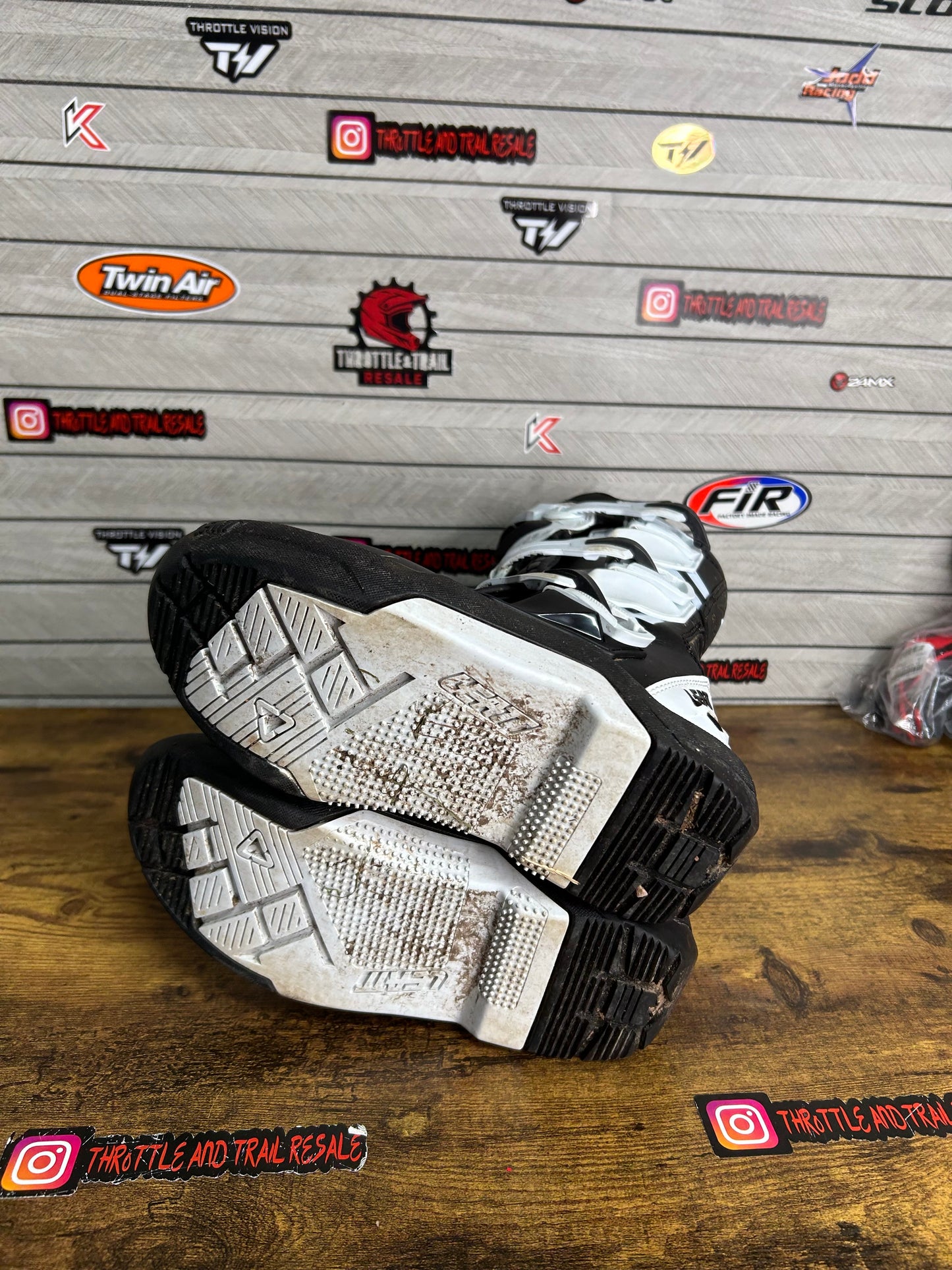 leatt boots uk2
