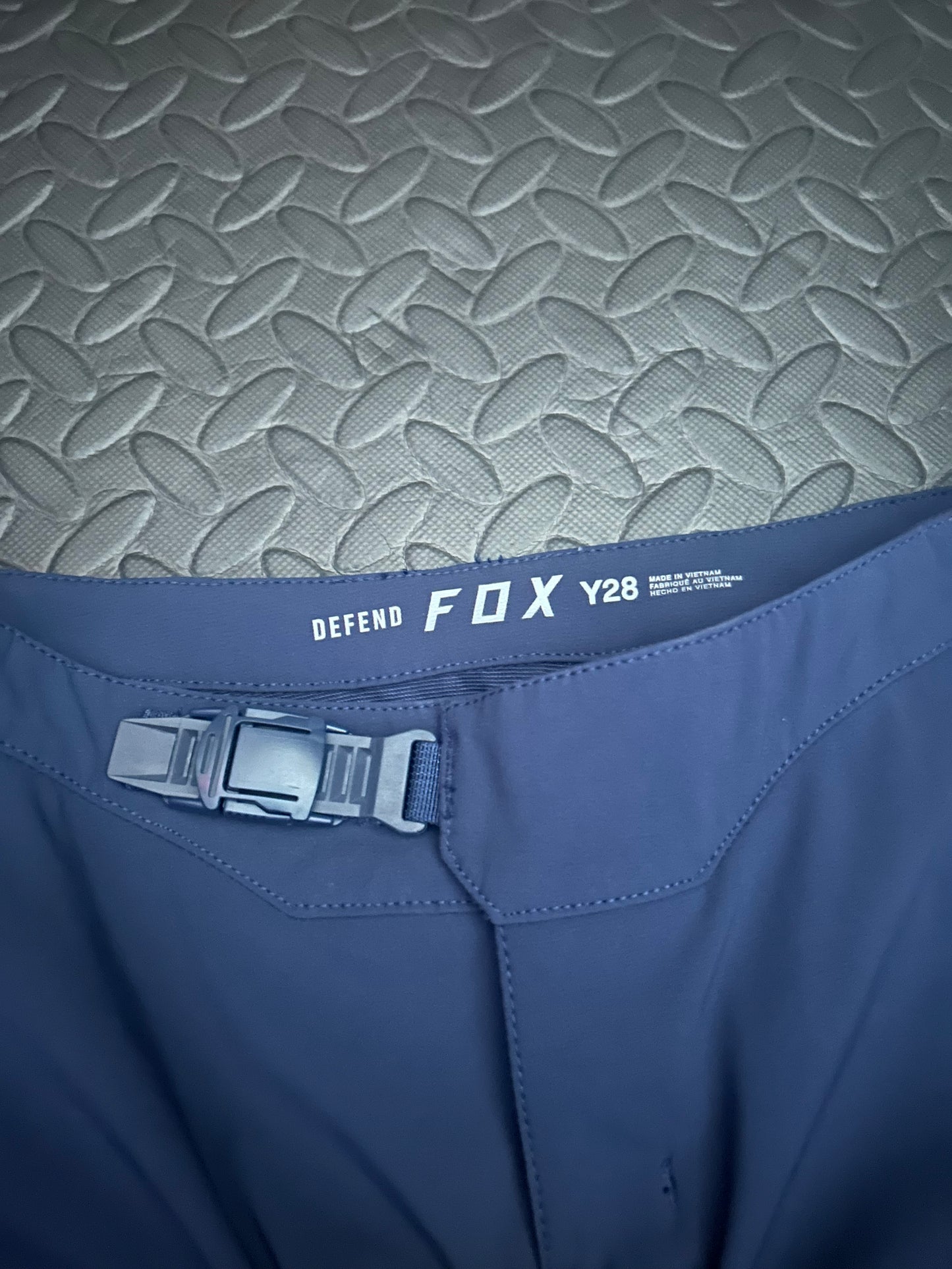 Fox pants Y28”