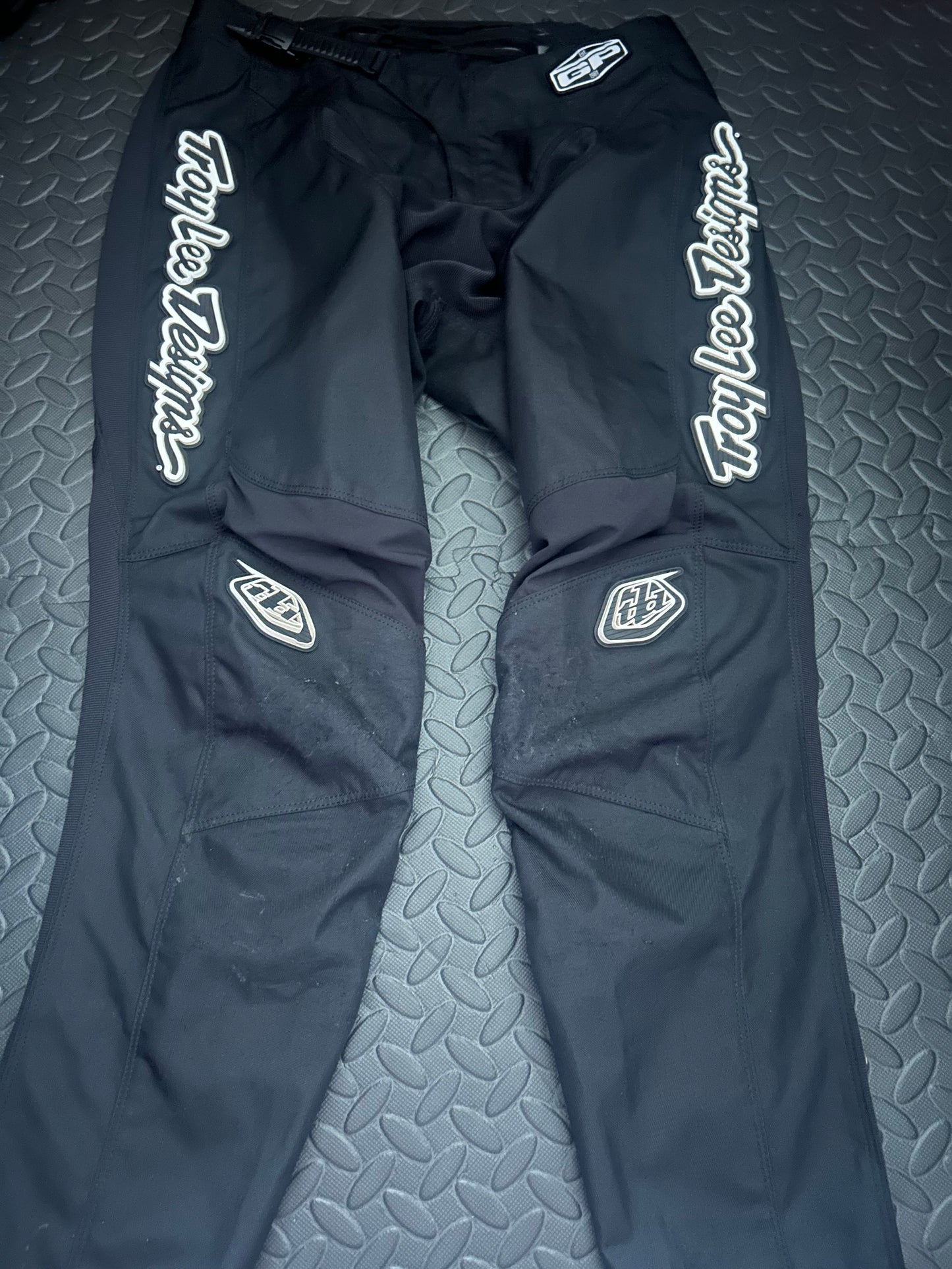 Troy Lee designs pants 32”