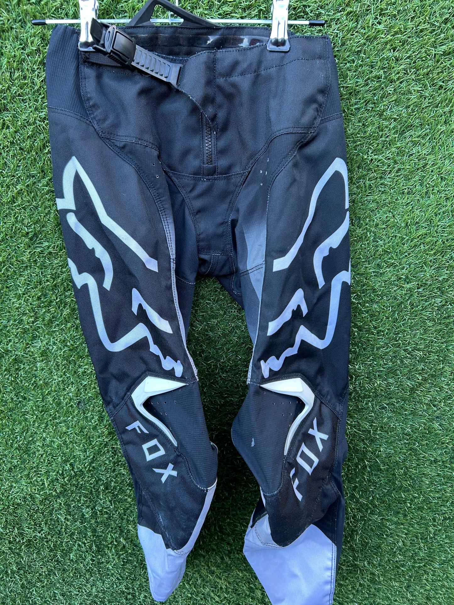 fox pants 24"