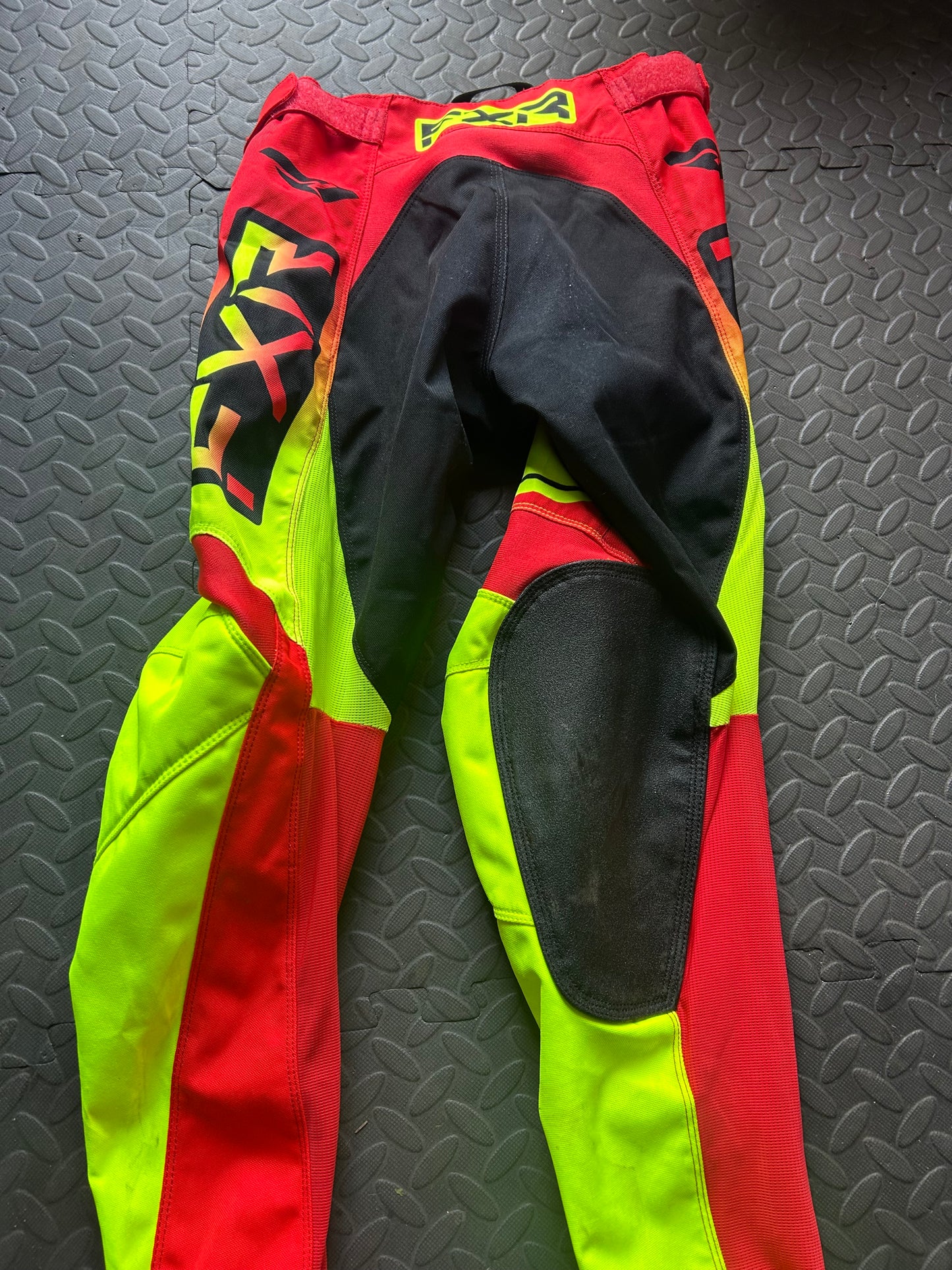 Fxr pants 28”