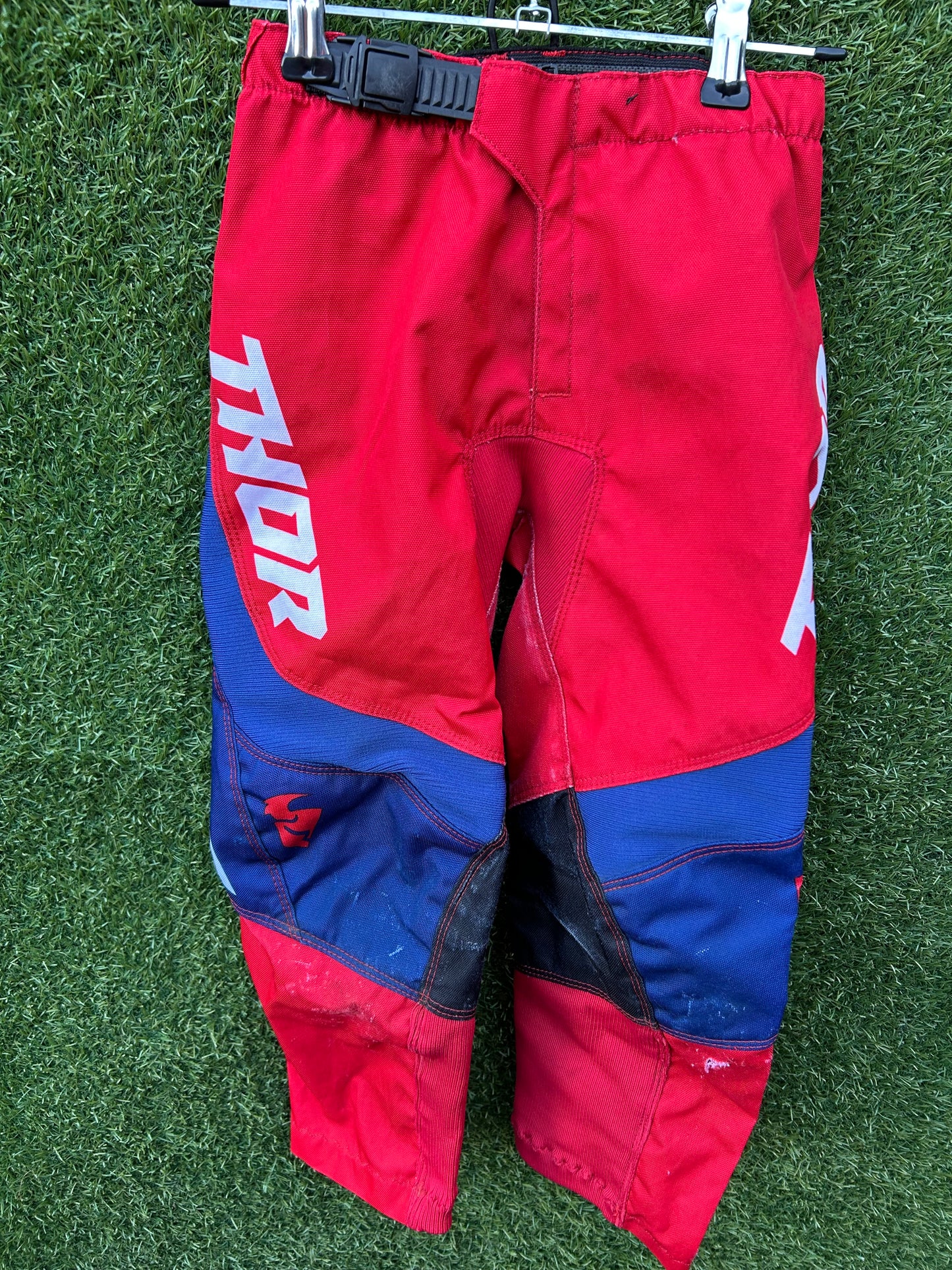 thor pants 22"