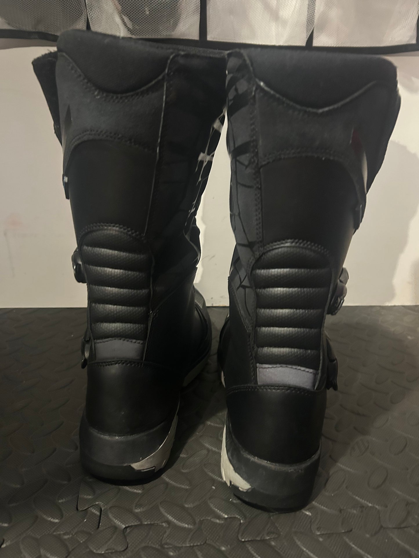 Agruis enduro boots UK7