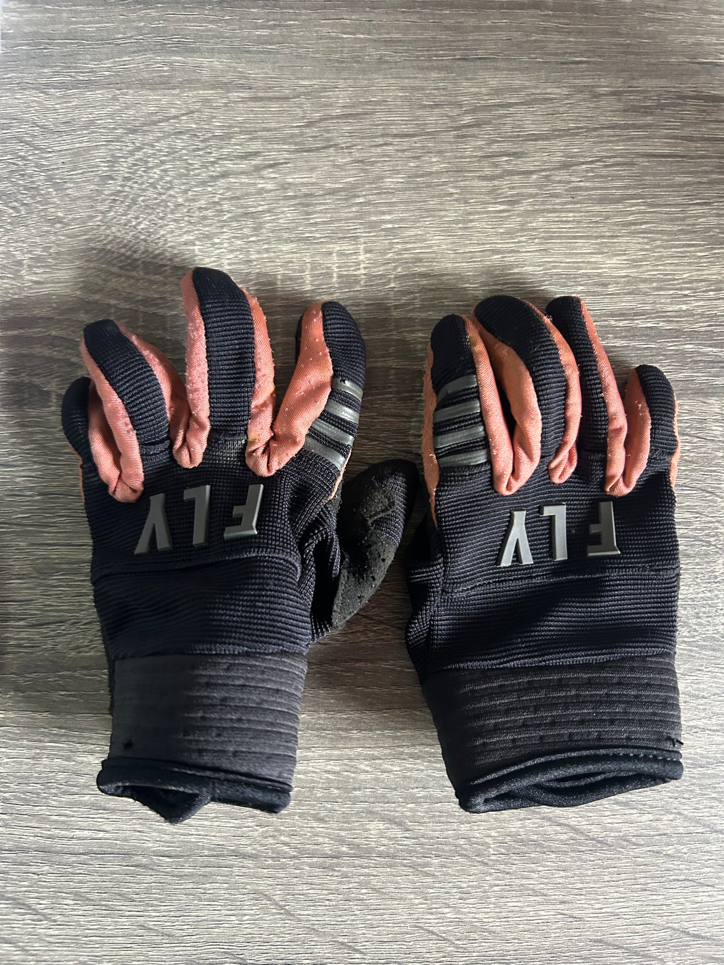 fly gloves yxs