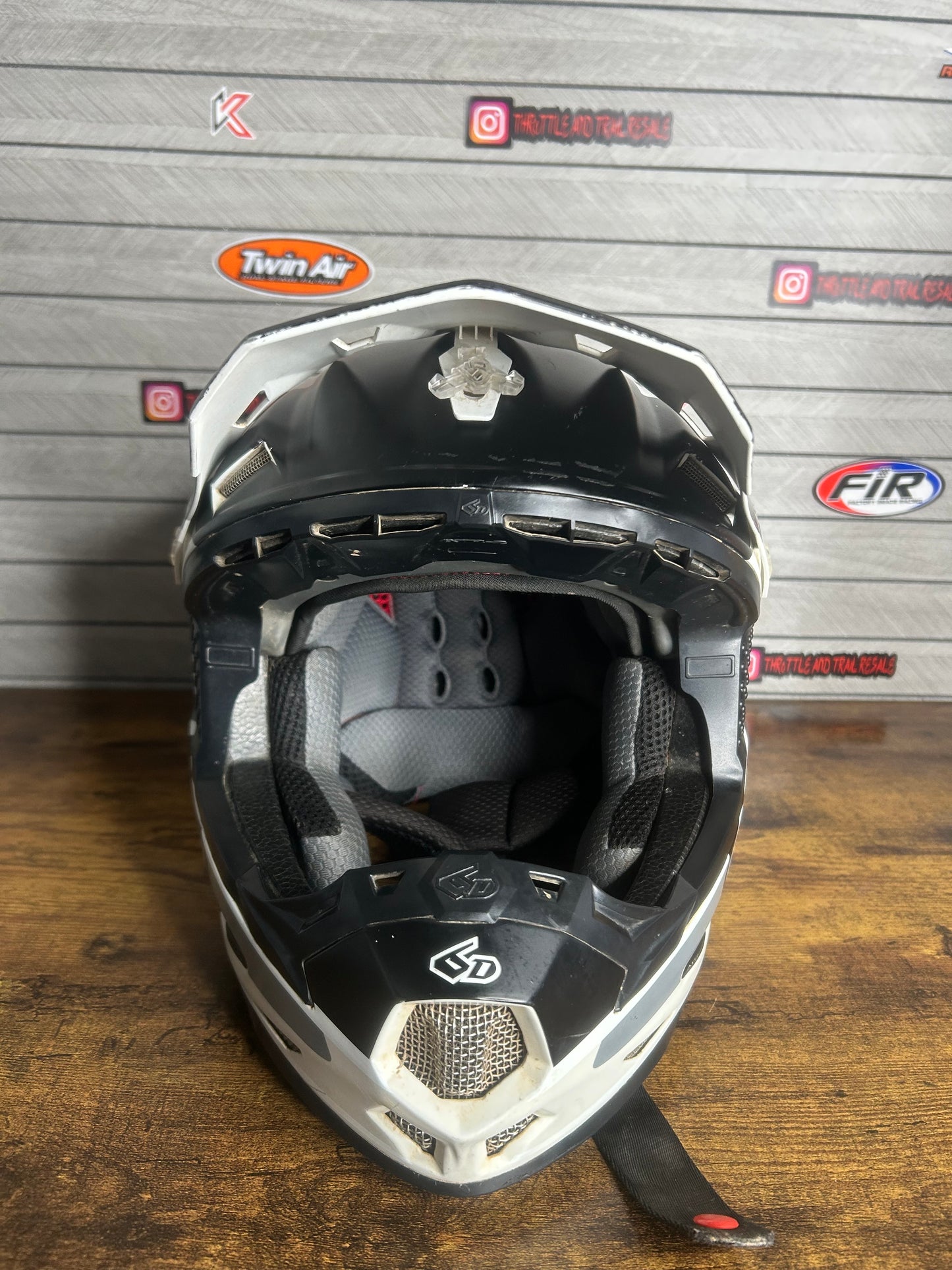 6D ATR-2Y 52-53CM Pre-Owned