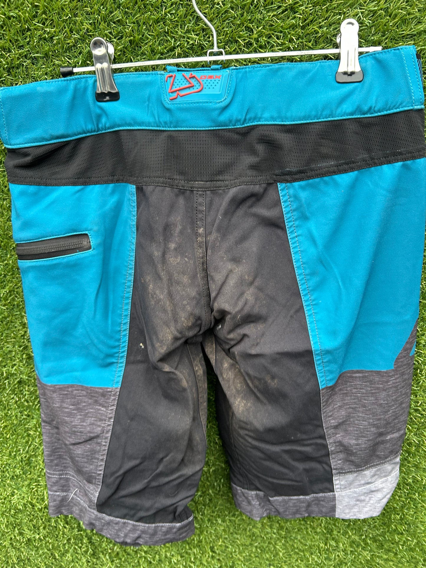 leatt mtb shorts 28"
