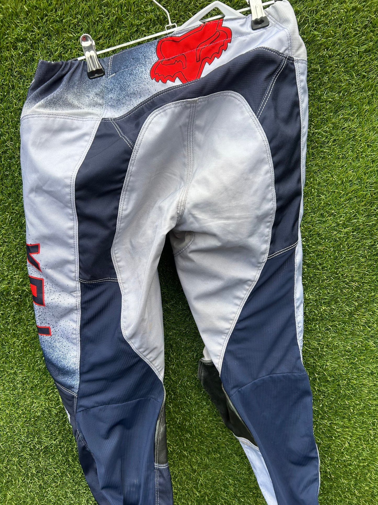 fox pants y28"